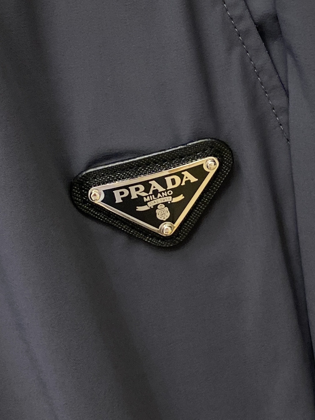 普拉达、2025爆款休闲裤 高弹显瘦必爆简约百搭爆款，做工精细，每一针都看得到用心，超多明星网红最爱 拉