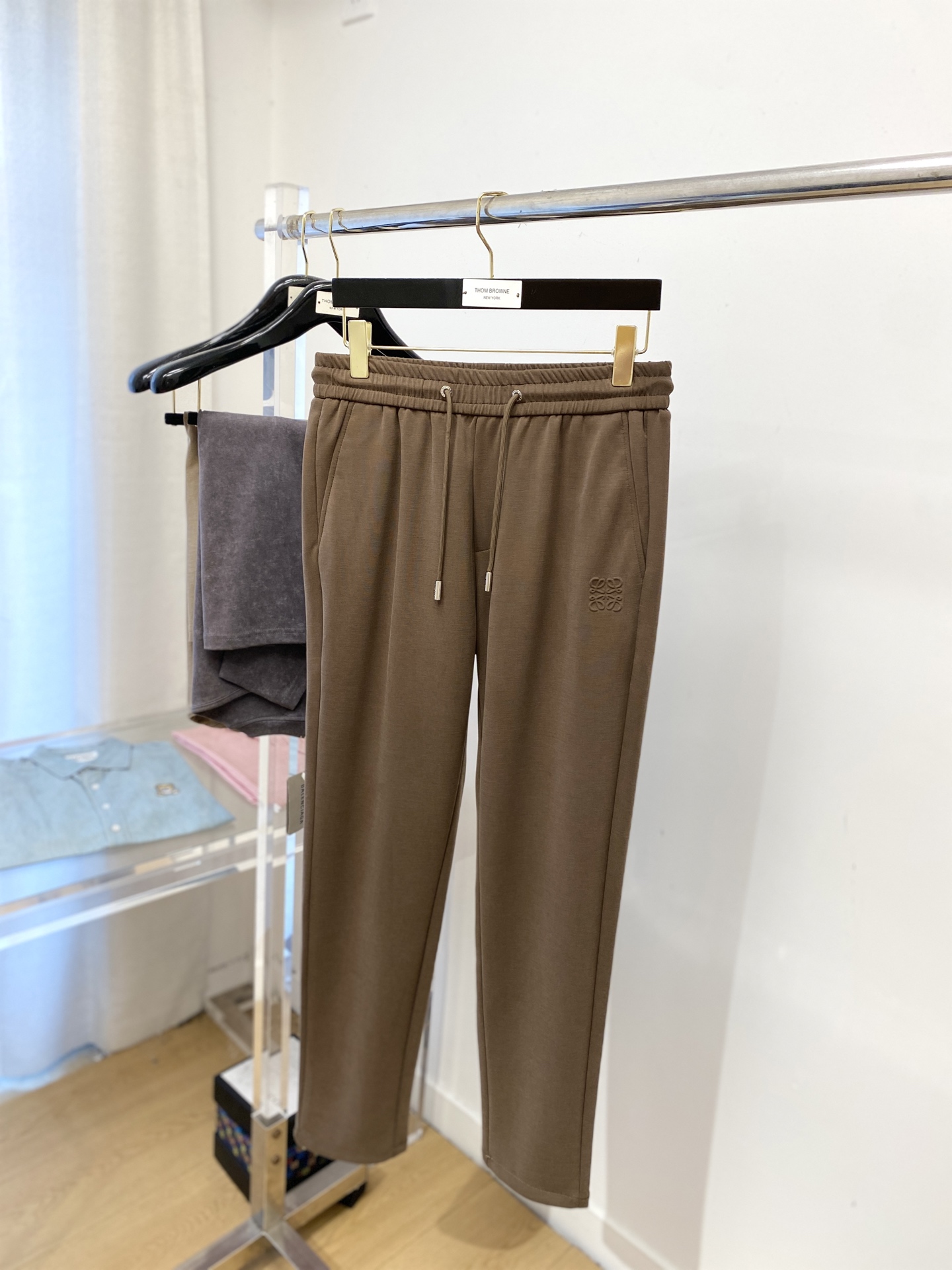 罗意威、2025爆款休闲裤 高弹显瘦必爆简约百搭爆款，做工精细，每一针都看得到用心，超多明星网红最爱 拉