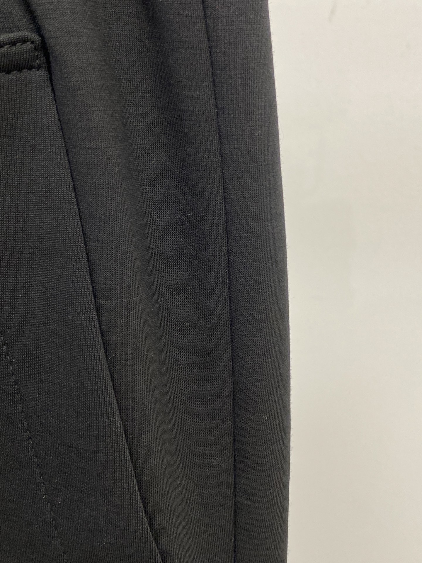 普拉达、2025爆款休闲裤 高弹显瘦必爆简约百搭爆款，做工精细，每一针都看得到用心，超多明星网红最爱 拉