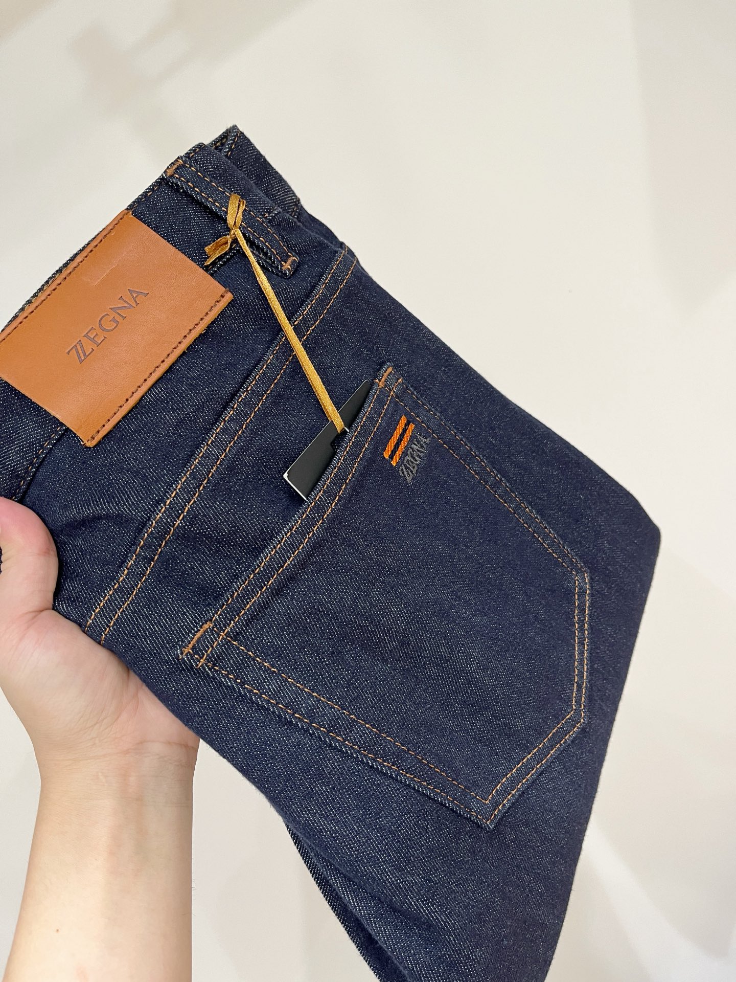 NO:538531,Jenia, 2025 latest products, special counters are available at the same time, original singles, washable casual jeans, imported original washable elastic fabric, comfortable and elastic, original hardware and auxiliary decorative logo, super positive style, extremely high grade, counter quality, fashionable and stylish upper body, 29-40, zegna, jeans, alexander wang19860909杰尼亚、 2025最新品,专柜同步有售,原单狠货,水洗休闲牛仔裤,进口原版水洗弹力面料,舒适有弹性,原版五金辅料装饰logo,版型超正,档次极高,专柜品质,上身时尚有型,码数29-40,,zegna,jeans,alexander wang,Men's clothing