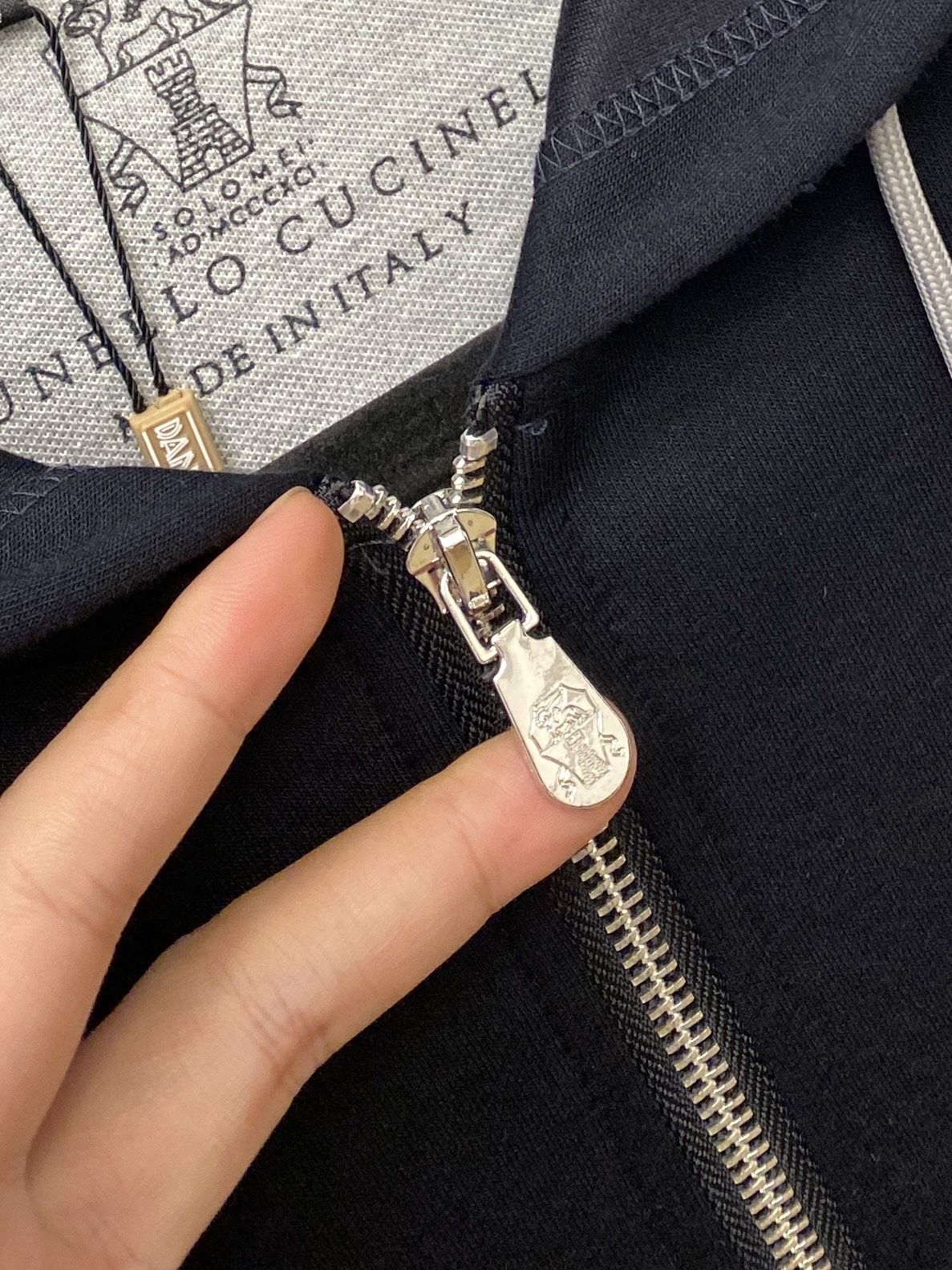 Brunello Cucinelli、2025最新品，时尚休闲套装，顶级原版面料打造，穿着舒适，吸湿性透