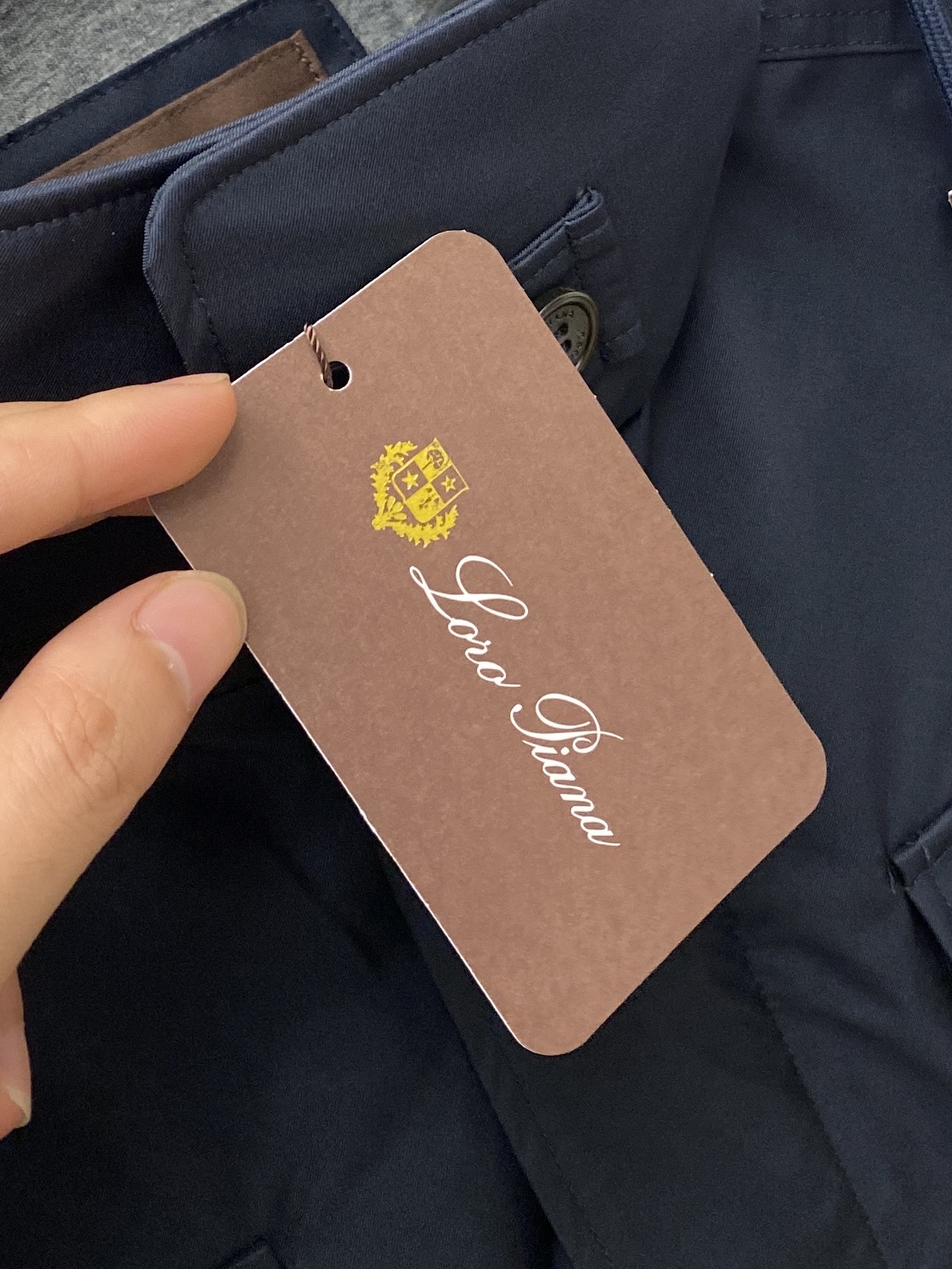 lP🆕、2025新品夹克外套，时尚帅气，简约百搭款，原版五金辅料logo，定制原版面料，不仅挺括，保持潮