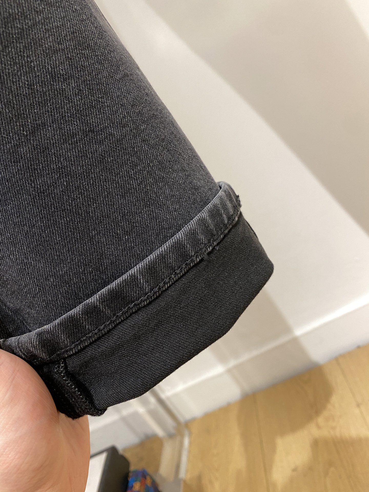 巴宝莉、 2025最新品，专柜同步有售，原单狠货，水洗休闲牛仔裤，进口原版水洗弹力面料，舒适有弹性，原版