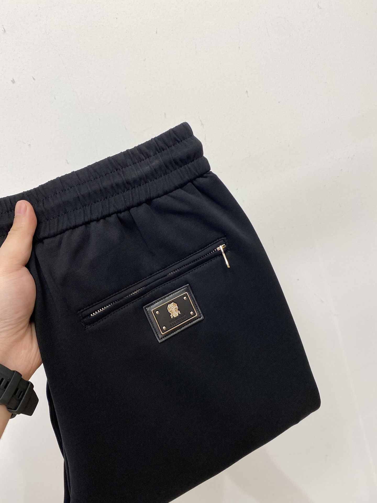 NO:564699,Brunello Cucinelli, 2025 hot style casual pants, high elasticity, slimming, simple and versatile, hot style, fine workmanship, every stitch can be seen attentive, favorite of many celebrities and Internet celebrities, elongating body proportions!  Slightly elastic ^_^Comfortable fabric Details Body size M-4XL, brunello cucinelli, alexander wang19860909Brunello Cucinelli、2025爆款休闲裤 高弹显瘦必爆简约百搭爆款,做工精细,每一针都看得到用心,超多明星网红最爱 拉长身材比例哦！微弹 ^_^舒适面料 细节体码数M-4XL,,brunello cucinelli,alexander wang,Men's clothing