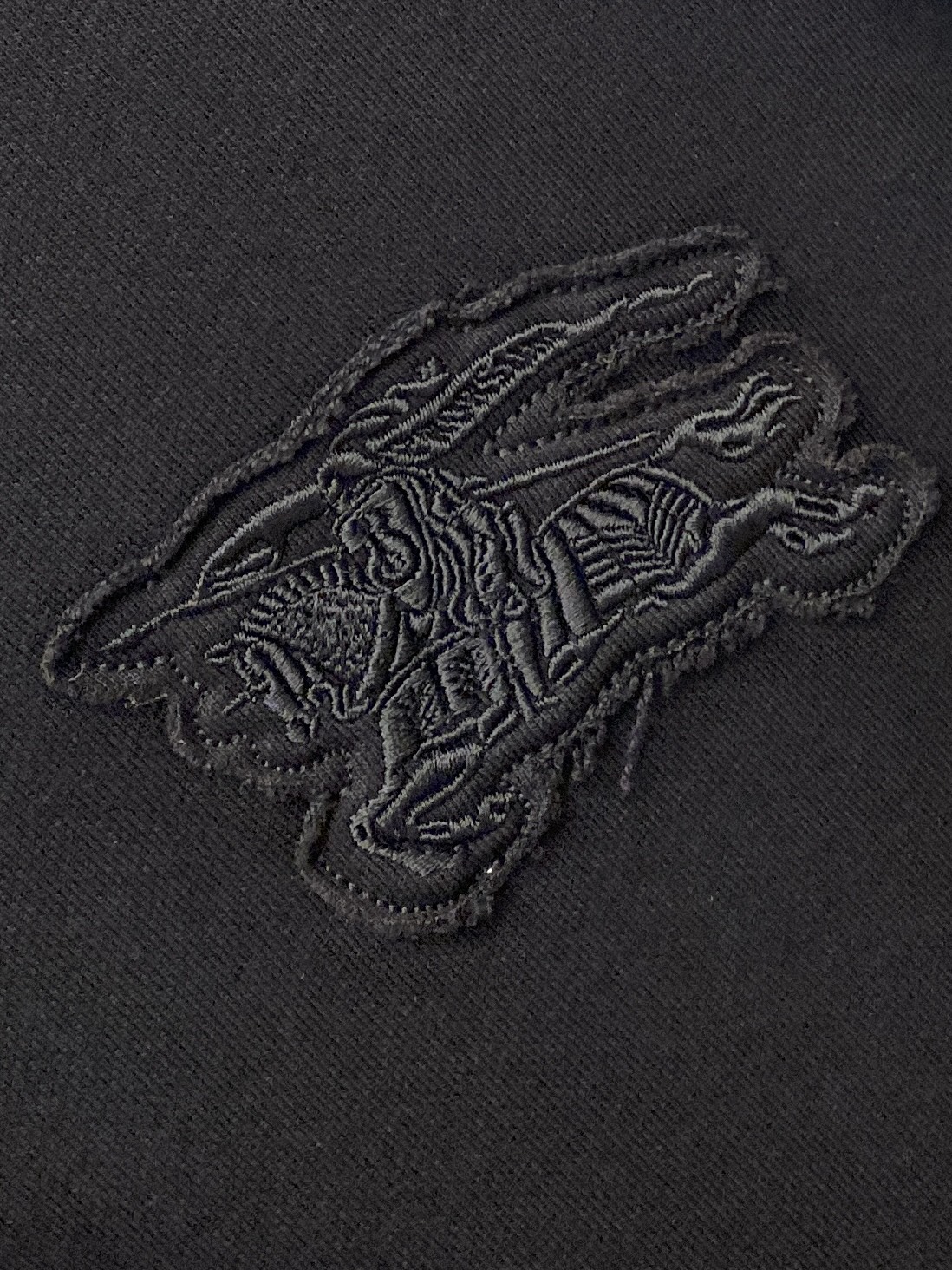 巴宝莉、2025新品卫衣外套，时尚帅气，胸前精致刺绣图案logo，简约百搭款，定制原版面料，不仅挺括，保