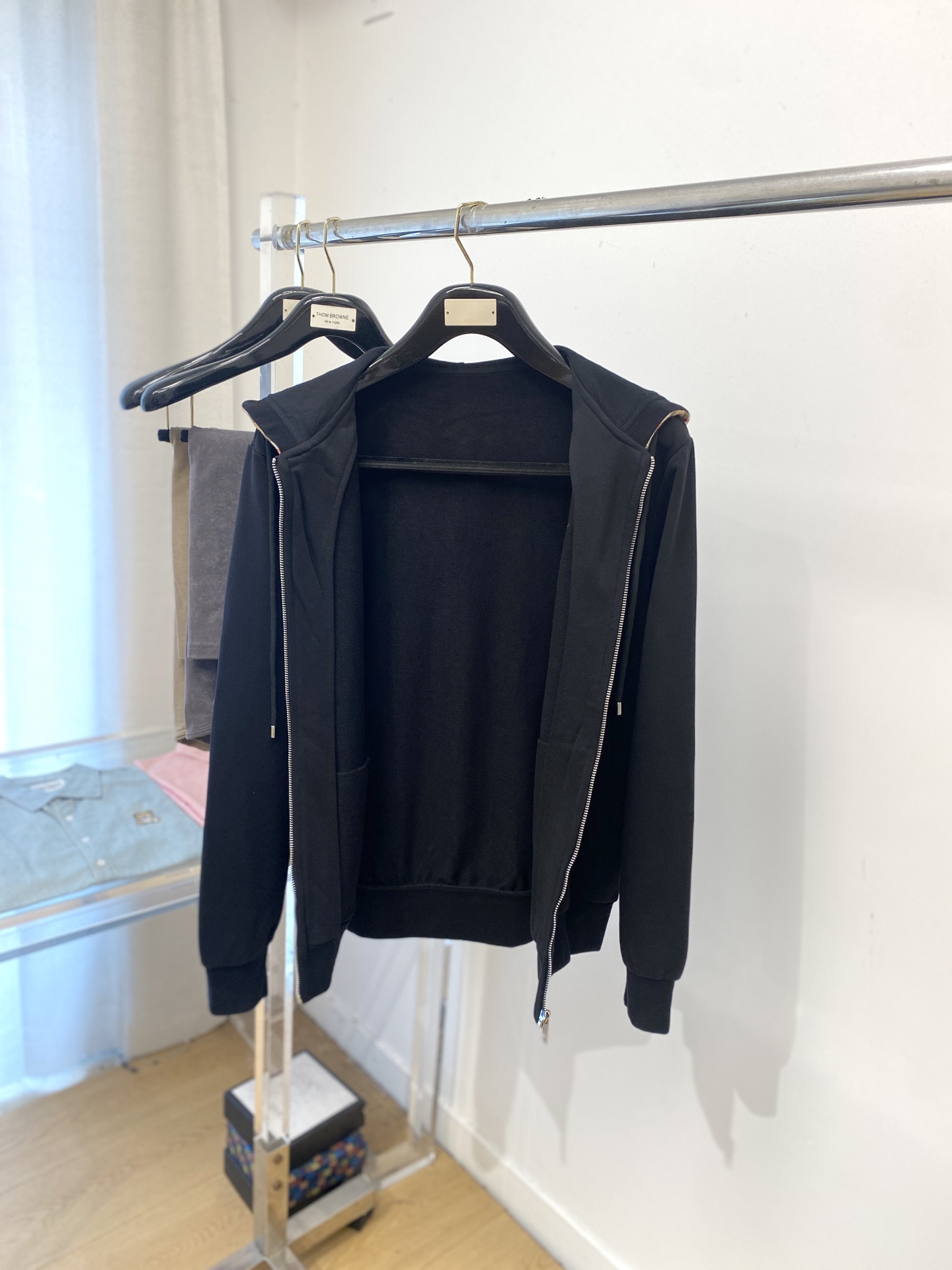 巴宝莉、2025新品卫衣外套，时尚帅气，胸前精致刺绣图案logo，简约百搭款，定制原版面料，不仅挺括，保