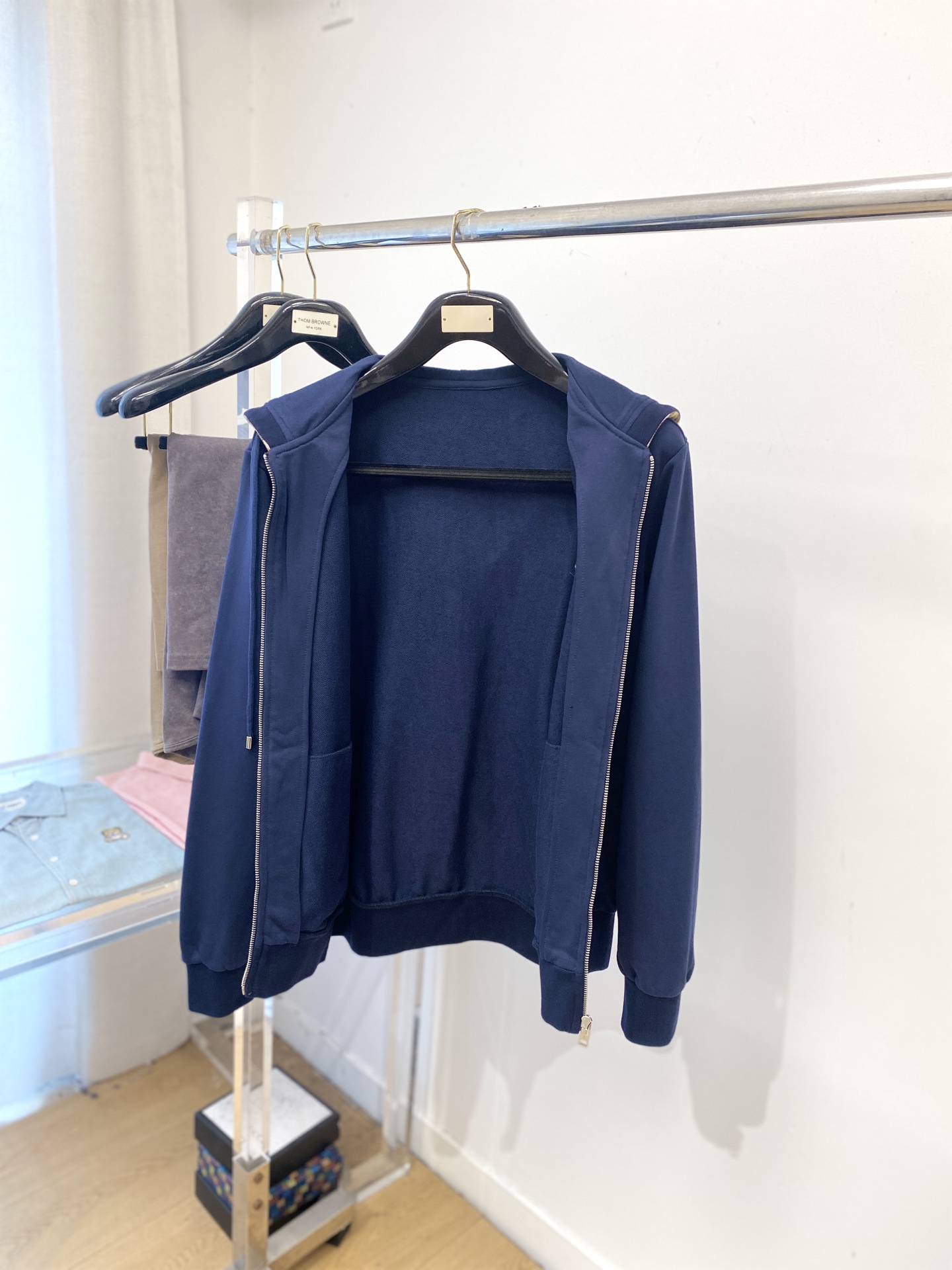 巴宝莉、2025新品卫衣外套，时尚帅气，胸前精致刺绣图案logo，简约百搭款，定制原版面料，不仅挺括，保