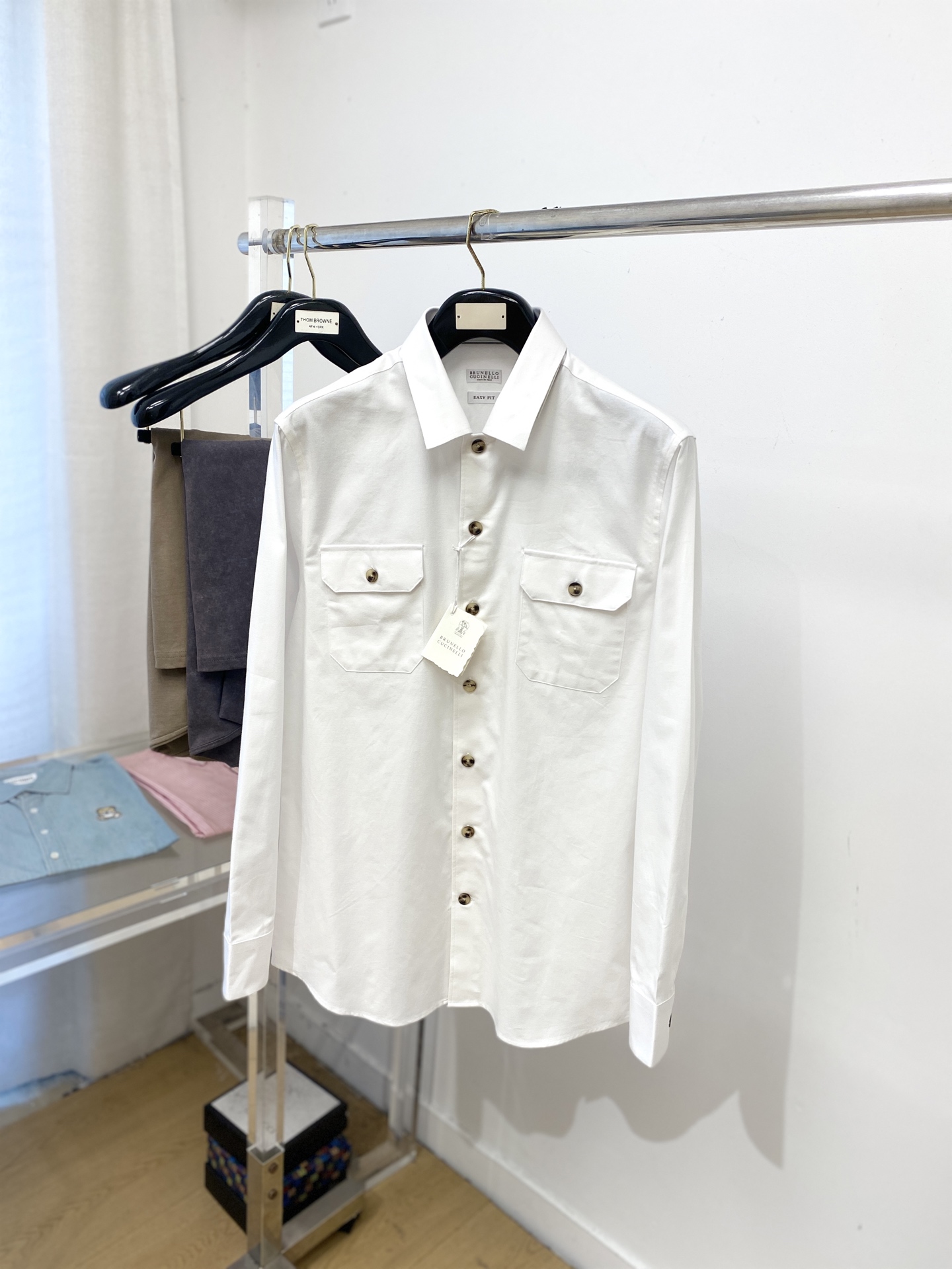 NO:567442,Brunello Cucinelli, 2025 new shirts, fashionable and handsome, simple and versatile, customized original fabrics, not only crisp and trendy silhouette, but also comfortable to wear, more delicate yarn weaving, size S-2XL,, brunello cucinelli, shirts, alexander wang19860909Brunello Cucinelli、2025新品衬衫,时尚帅气,简约百搭款,定制原版面料,不仅挺括,保持潮流的廓形,又穿着舒适,纱织更细腻,码数S-2XL,,brunello cucinelli,shirts,alexander wang,Men's clothing