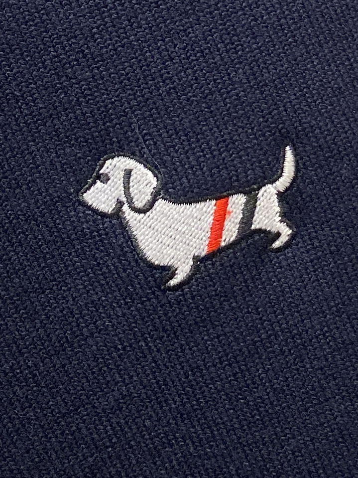 TB、2025新品羊毛衣 具有手感细腻柔软，可直接与肌肤接触，让暖心的纱线变化出细腻的质感，顶级工艺极具