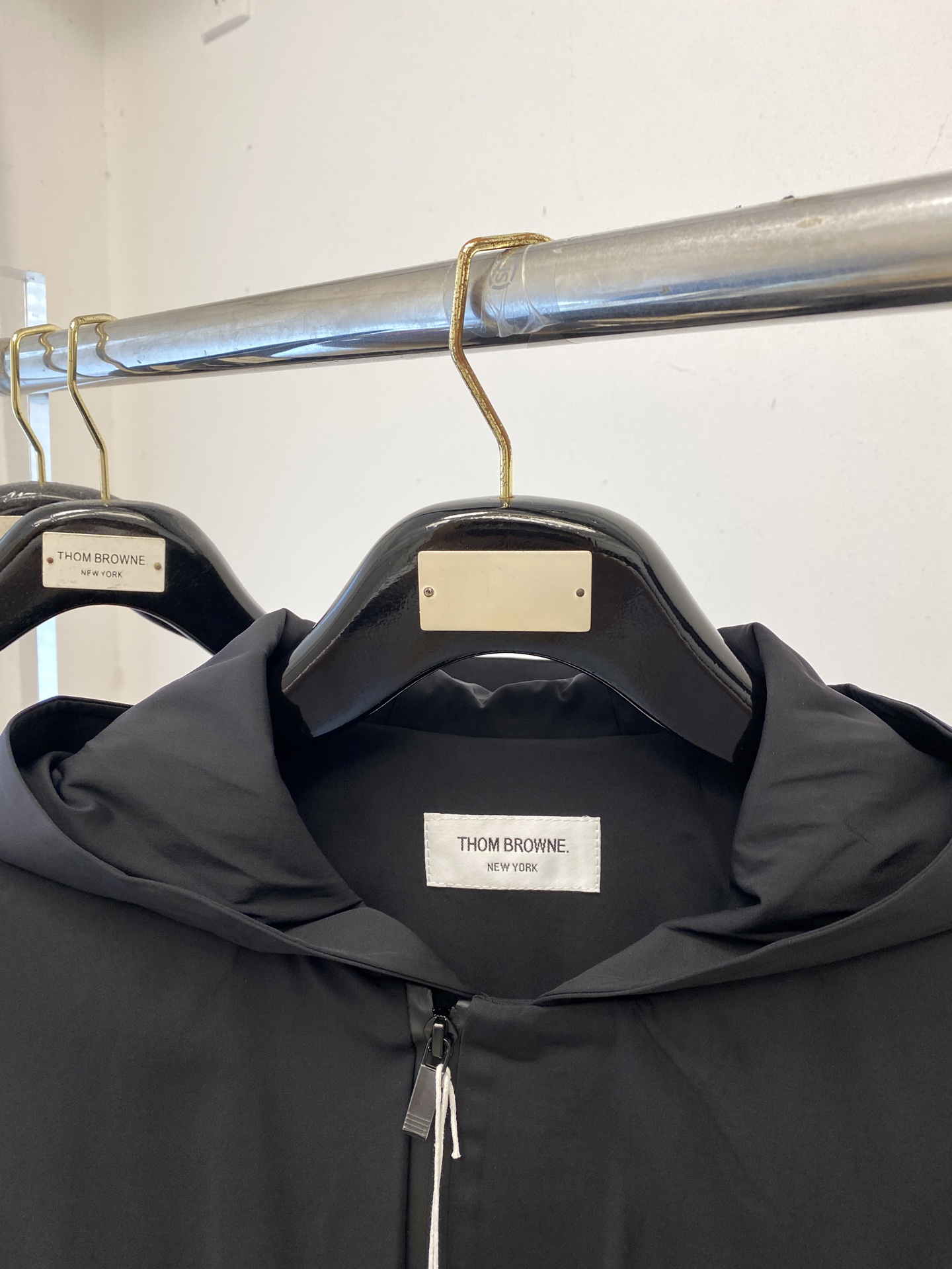 TB、2025新品夹克外套，时尚帅气，简约百搭款，袖口经典TB四道杠logo，定制原版面料，不仅挺括，保