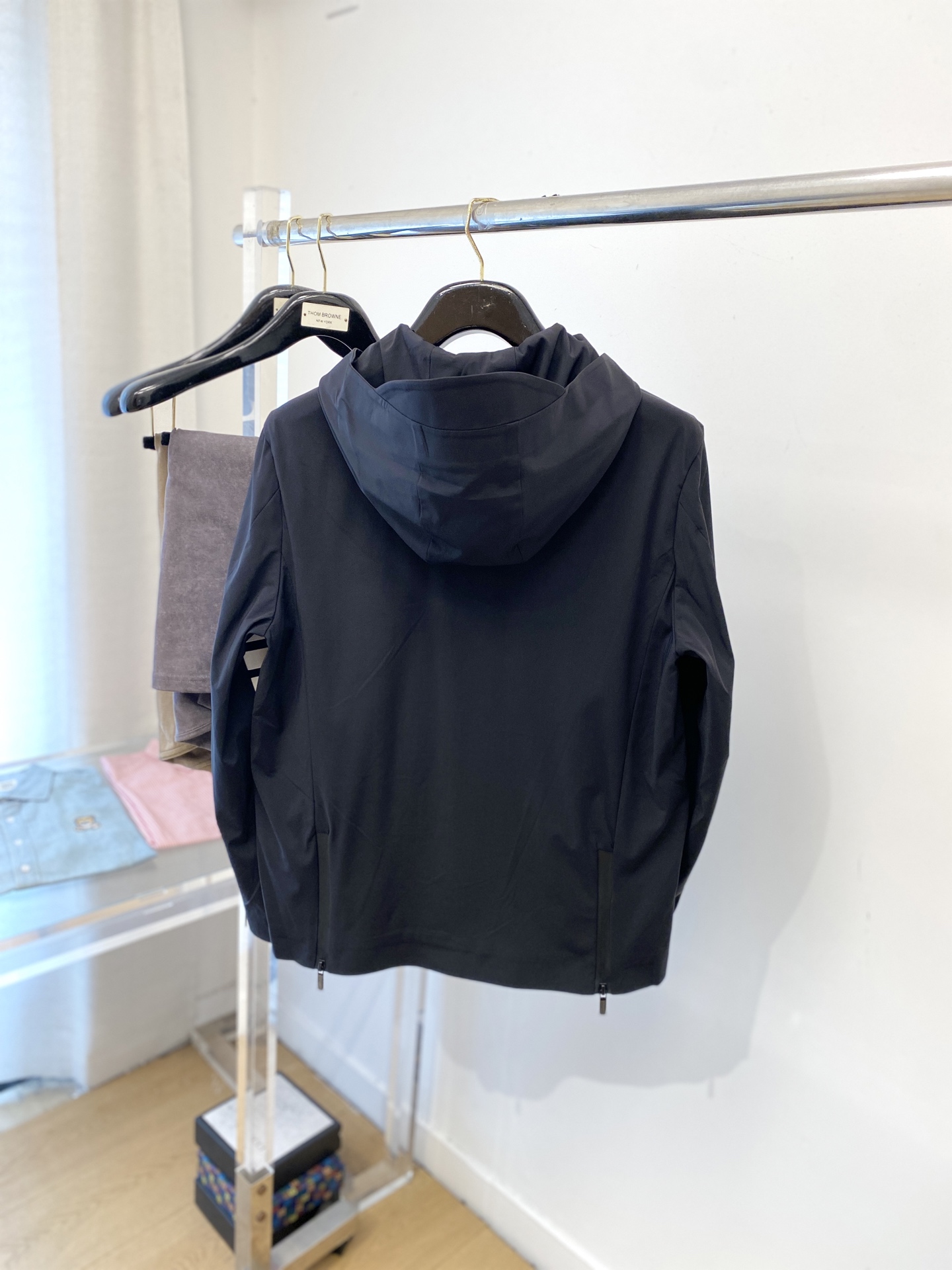 TB、2025新品夹克外套，时尚帅气，简约百搭款，袖口经典TB四道杠logo，定制原版面料，不仅挺括，保