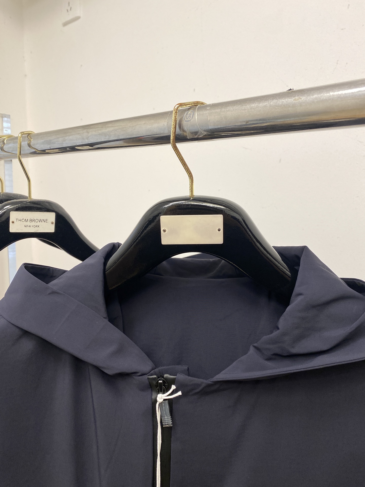 TB、2025新品夹克外套，时尚帅气，简约百搭款，袖口经典TB四道杠logo，定制原版面料，不仅挺括，保