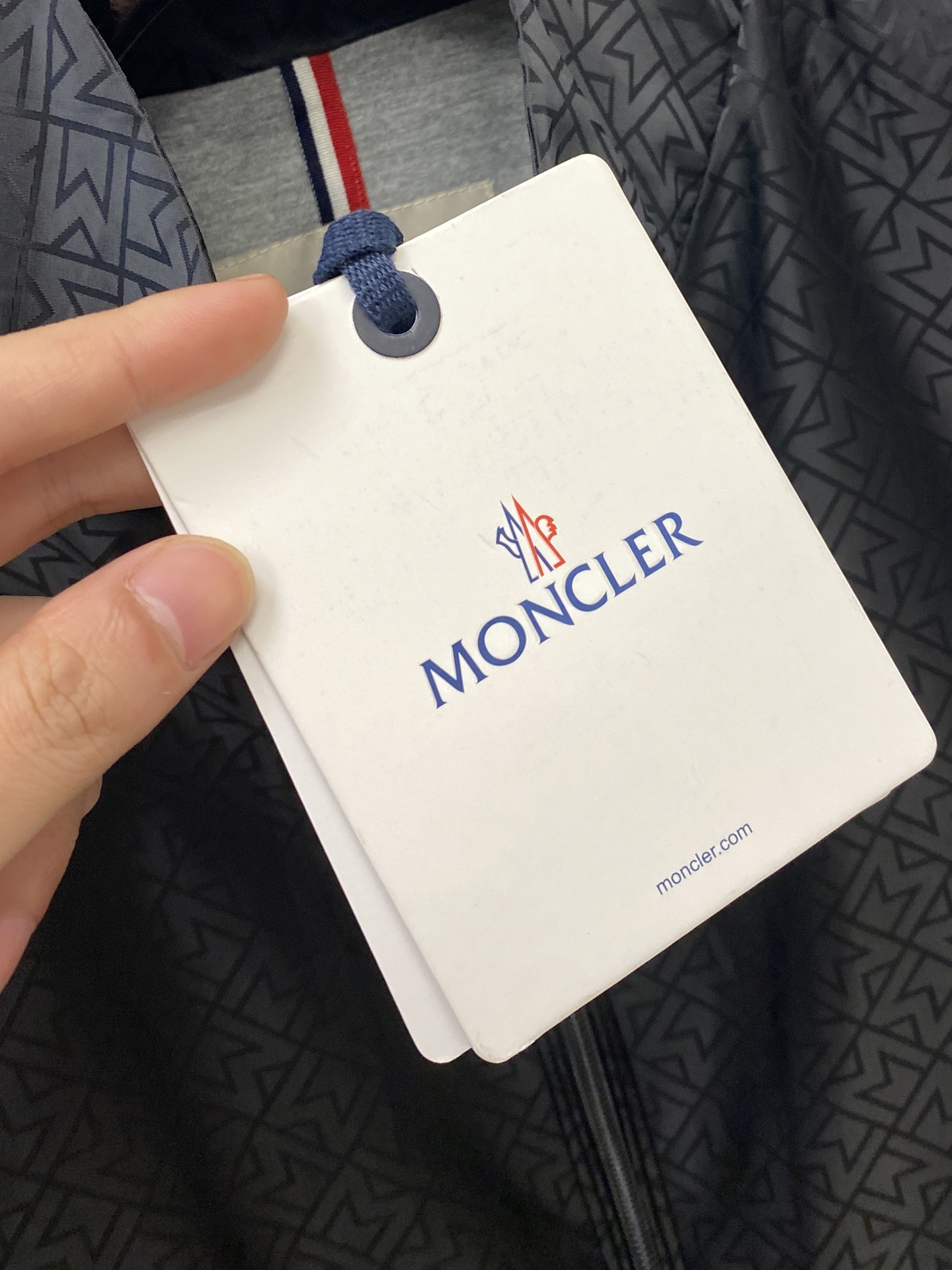 支持年后退换！ ￼蒙口、2025新品夹克外套，时尚帅气，简约百搭款，袖口刺绣装饰图案logo，定制原版面