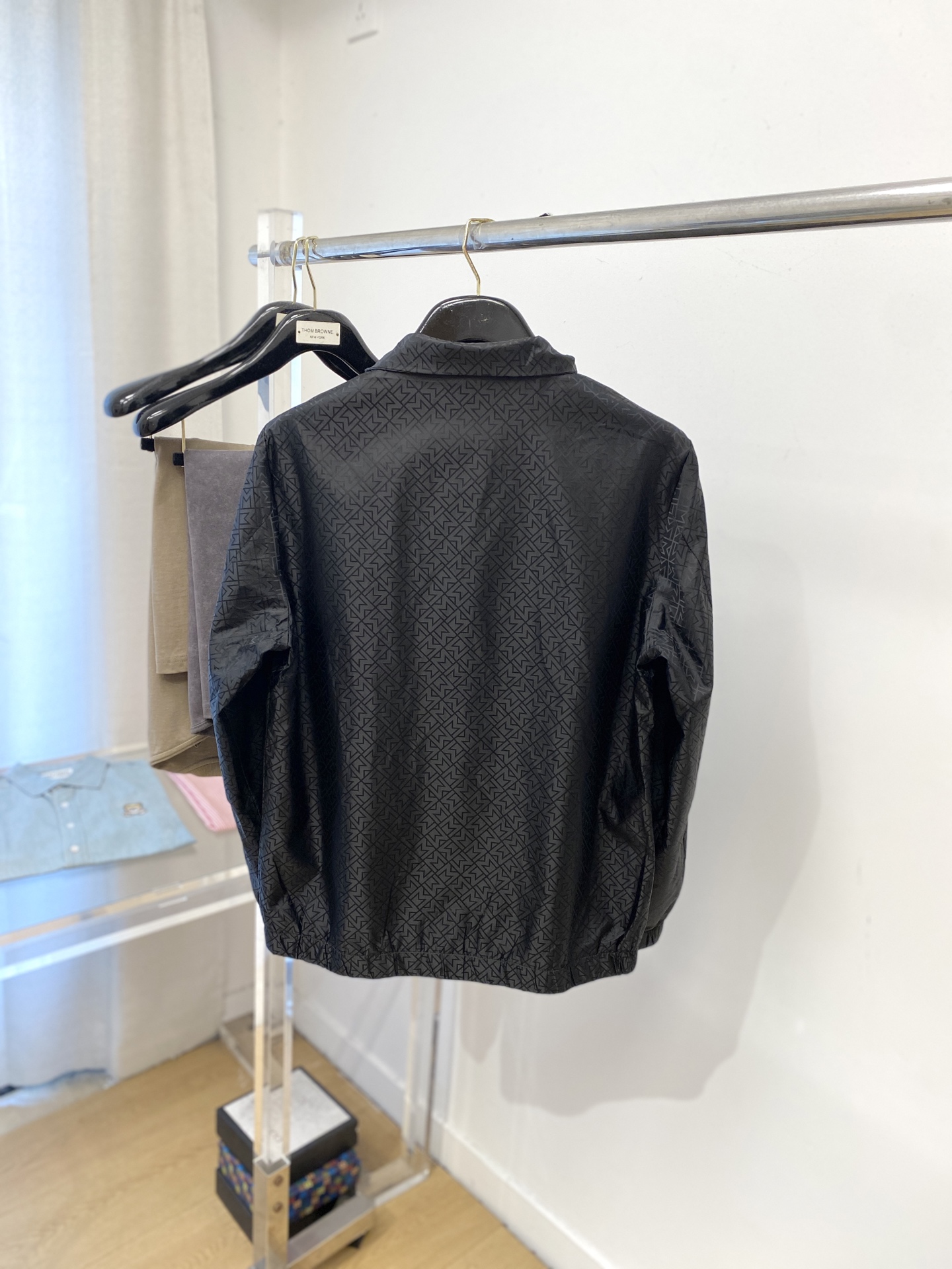 支持年后退换！ ￼蒙口、2025新品夹克外套，时尚帅气，简约百搭款，袖口刺绣装饰图案logo，定制原版面