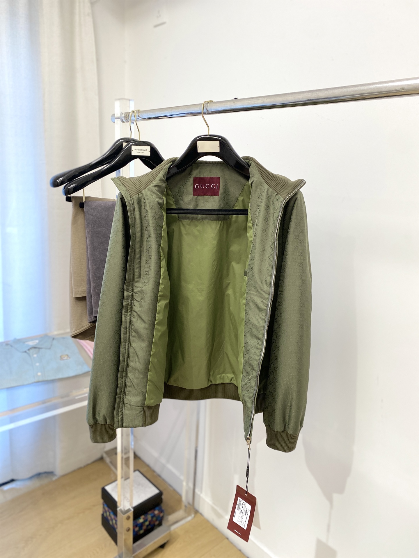 支持年后退换！ 古奇、2025新品夹克外套，时尚帅气，简约百搭款，原版五金辅料logo，定制原版面料，不