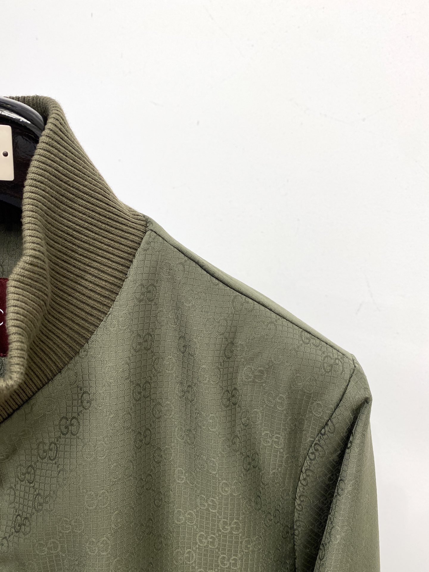 支持年后退换！ 古奇、2025新品夹克外套，时尚帅气，简约百搭款，原版五金辅料logo，定制原版面料，不