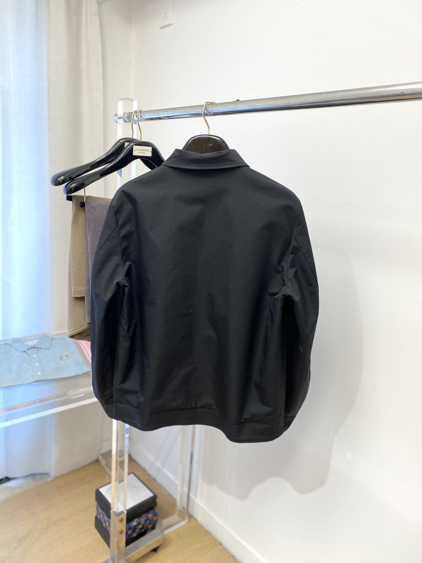 迪奥、 2025新品双面穿夹克外套，时尚帅气，简约百搭款，原版五金辅料logo，定制原版面料，不仅挺括，