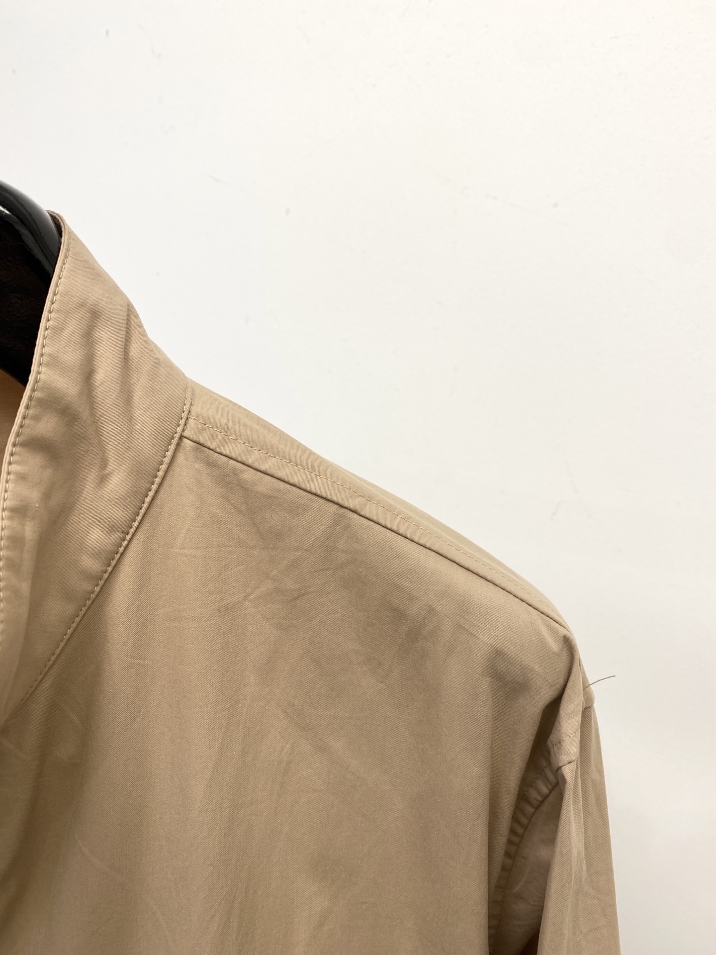 迪奥、 2025新品夹克外套，时尚帅气，简约百搭款，胸前精致刺绣字母logo，定制原版面料，不仅挺括，保