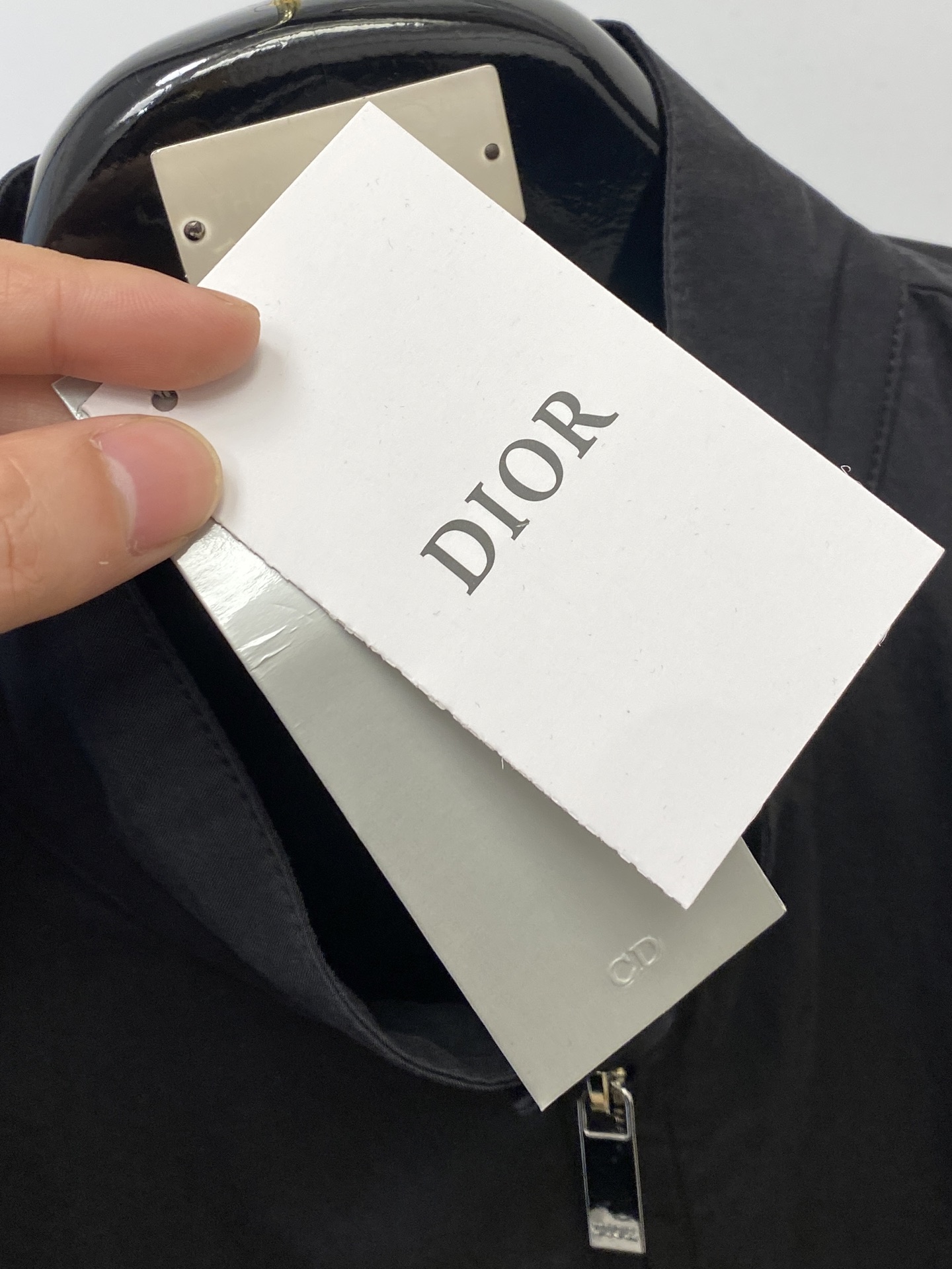 迪奥、 2025新品夹克外套，时尚帅气，简约百搭款，胸前精致刺绣字母logo，定制原版面料，不仅挺括，保