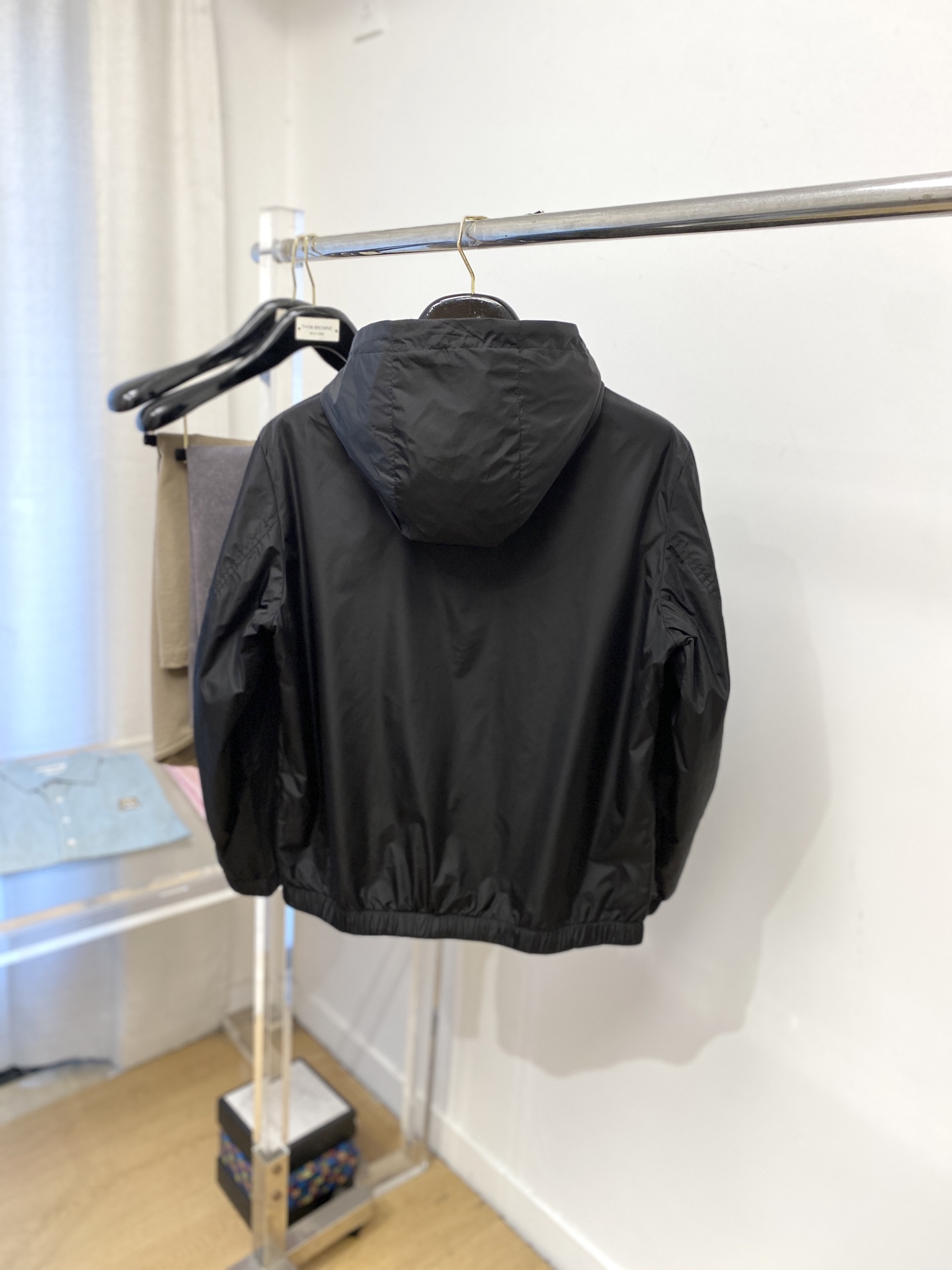 ￼古奇、2025新品双面穿夹克外套，时尚帅气，简约百搭款，胸前刺绣装饰字母logo，定制原版面料，不仅挺