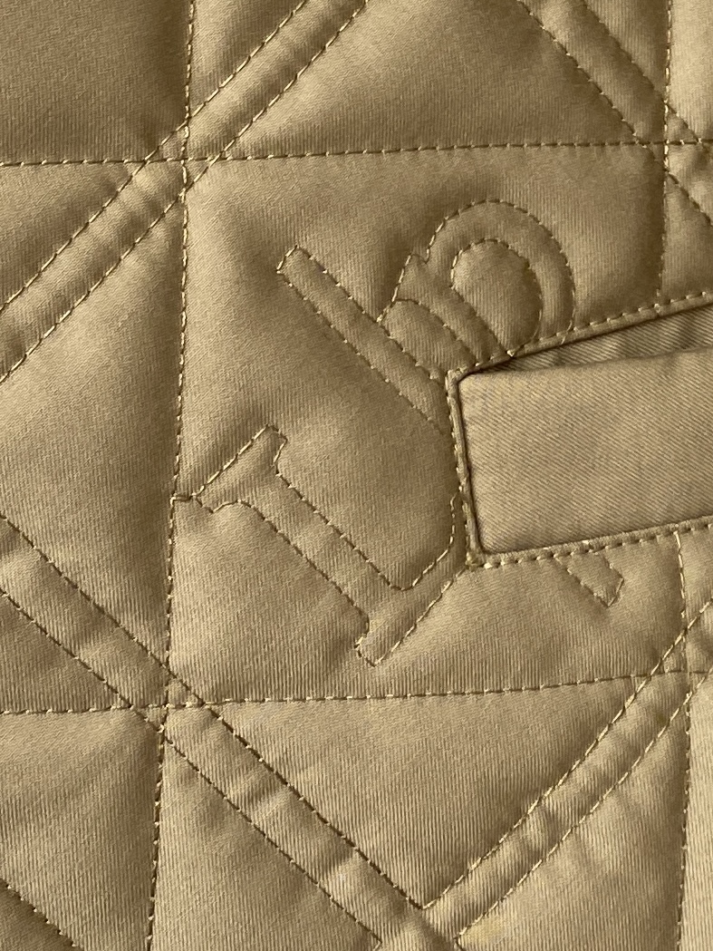 lp🆕、2025新品夹克外套，时尚帅气，简约百搭款，原版五金辅料logo，定制原版面料，不仅挺括，保持潮