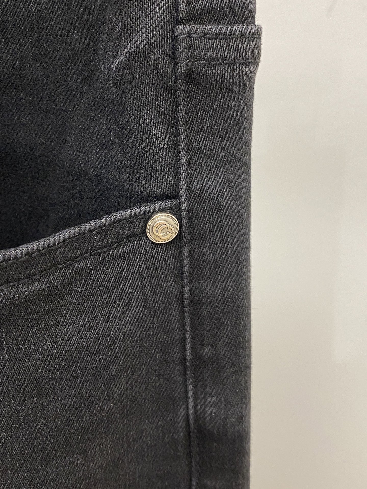 支持年后退换！ 古奇、 2025最新品，专柜同步有售，原单狠货，水洗休闲牛仔裤，进口原版水洗弹力面料，舒