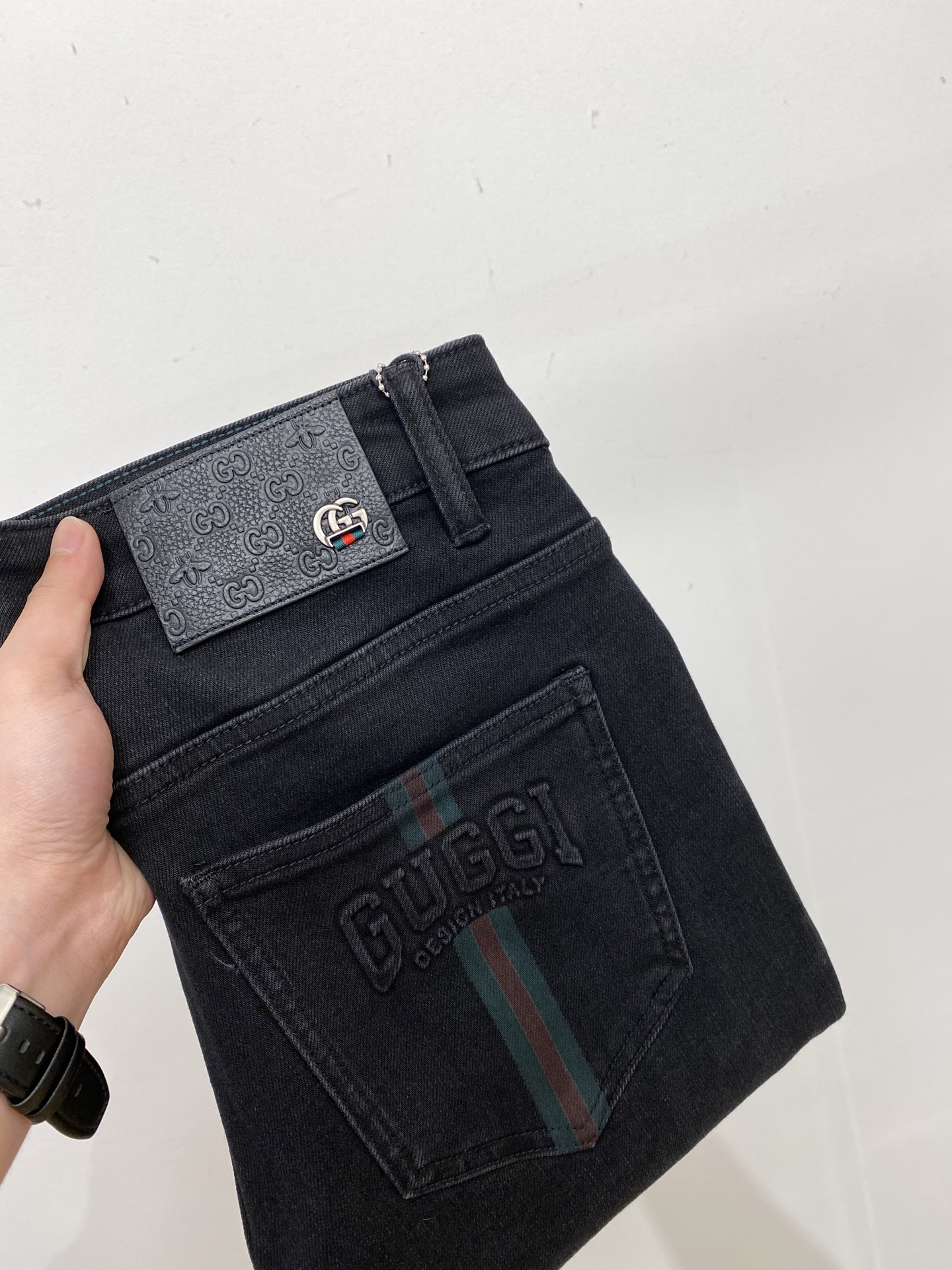 支持年后退换！ 古奇、 2025最新品，专柜同步有售，原单狠货，水洗休闲牛仔裤，进口原版水洗弹力面料，舒