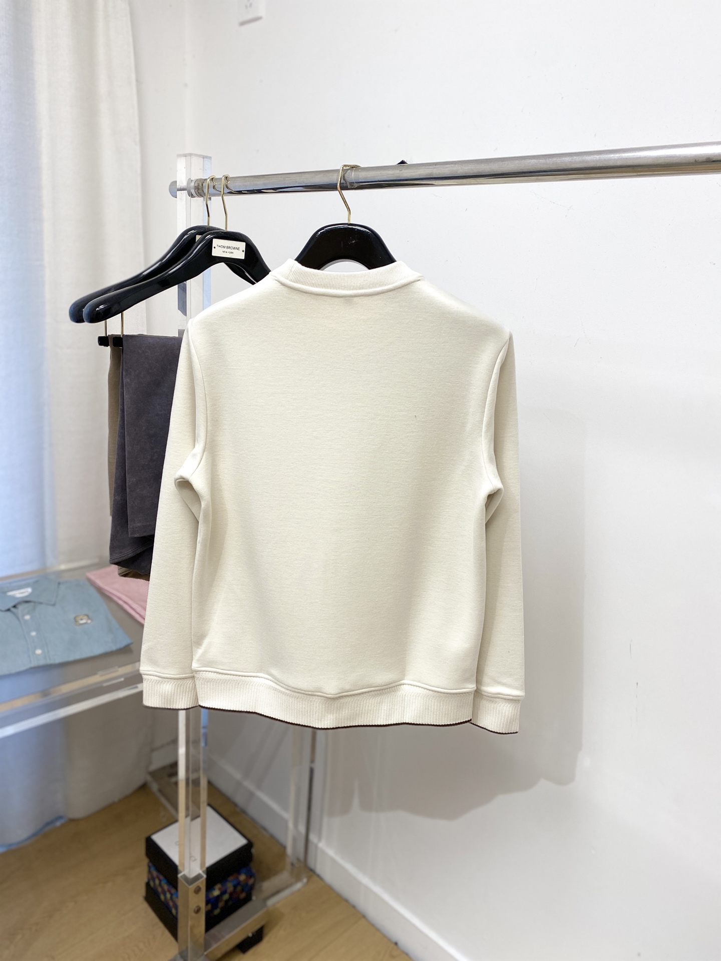 ￼ lp🆕、2025新品加厚卫衣，时尚帅气，简约百搭款，胸前精致刺绣字母logo，定制原版面料，不仅挺括