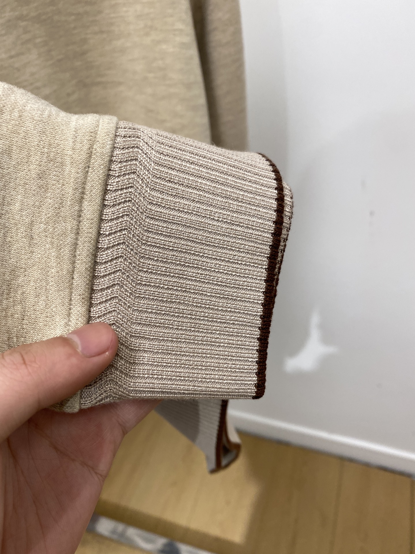 lp🆕、2025新品加厚卫衣，时尚帅气，简约百搭款，胸前精致刺绣字母logo，定制原版面料，不仅挺括，保