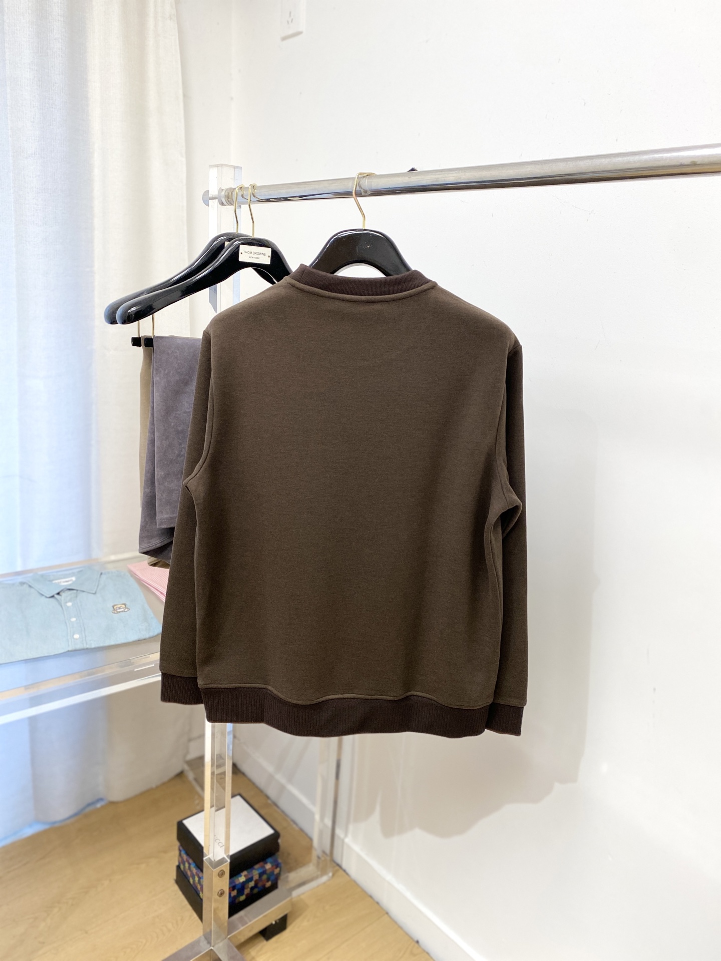 lp🆕、2025新品加厚卫衣，时尚帅气，简约百搭款，胸前精致刺绣字母logo，定制原版面料，不仅挺括，保