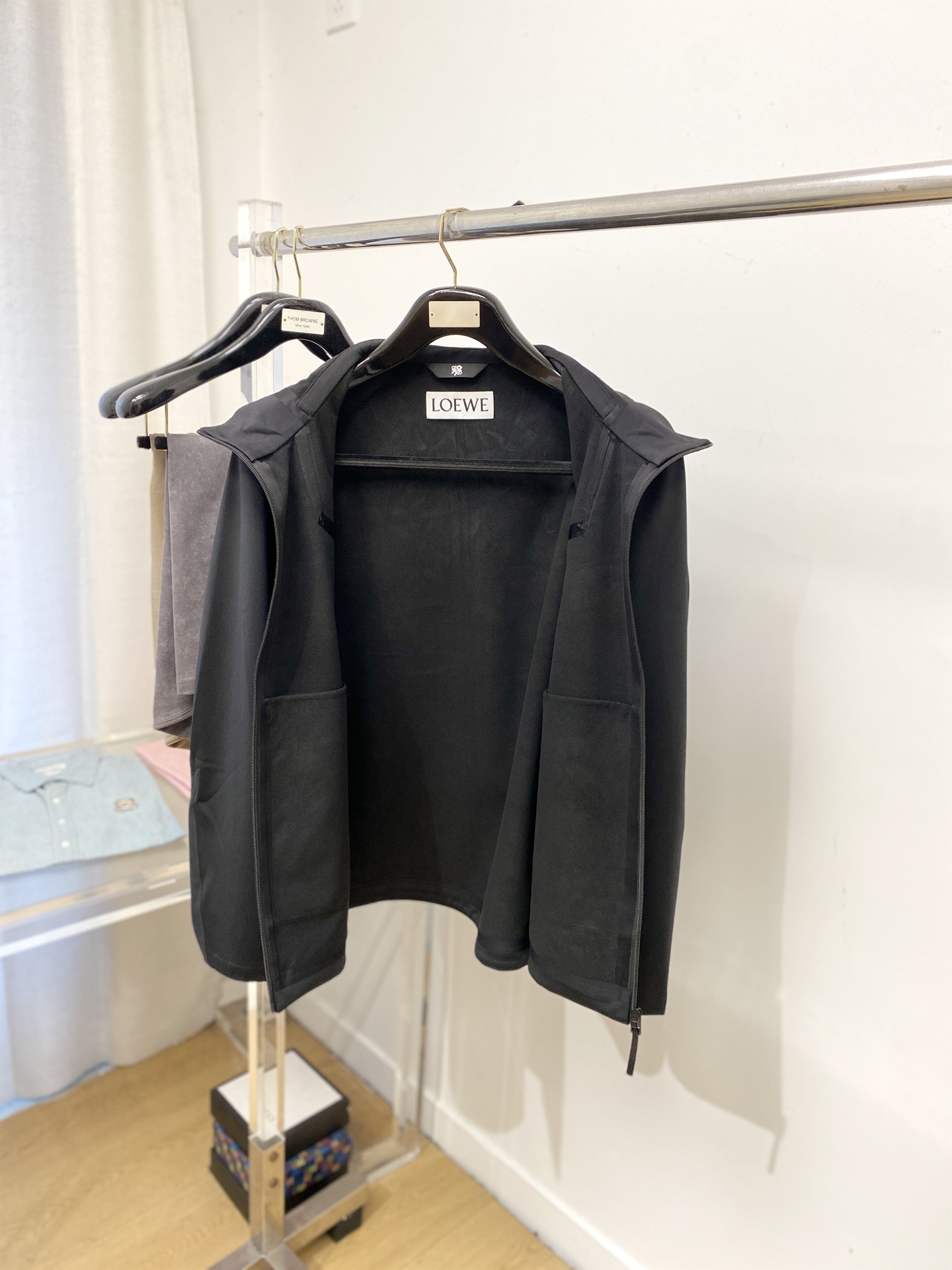 ￼ 罗意威、 2025新品夹克外套，时尚帅气，简约百搭款，肩部顶级印胶图案logo，定制原版面料，不仅挺