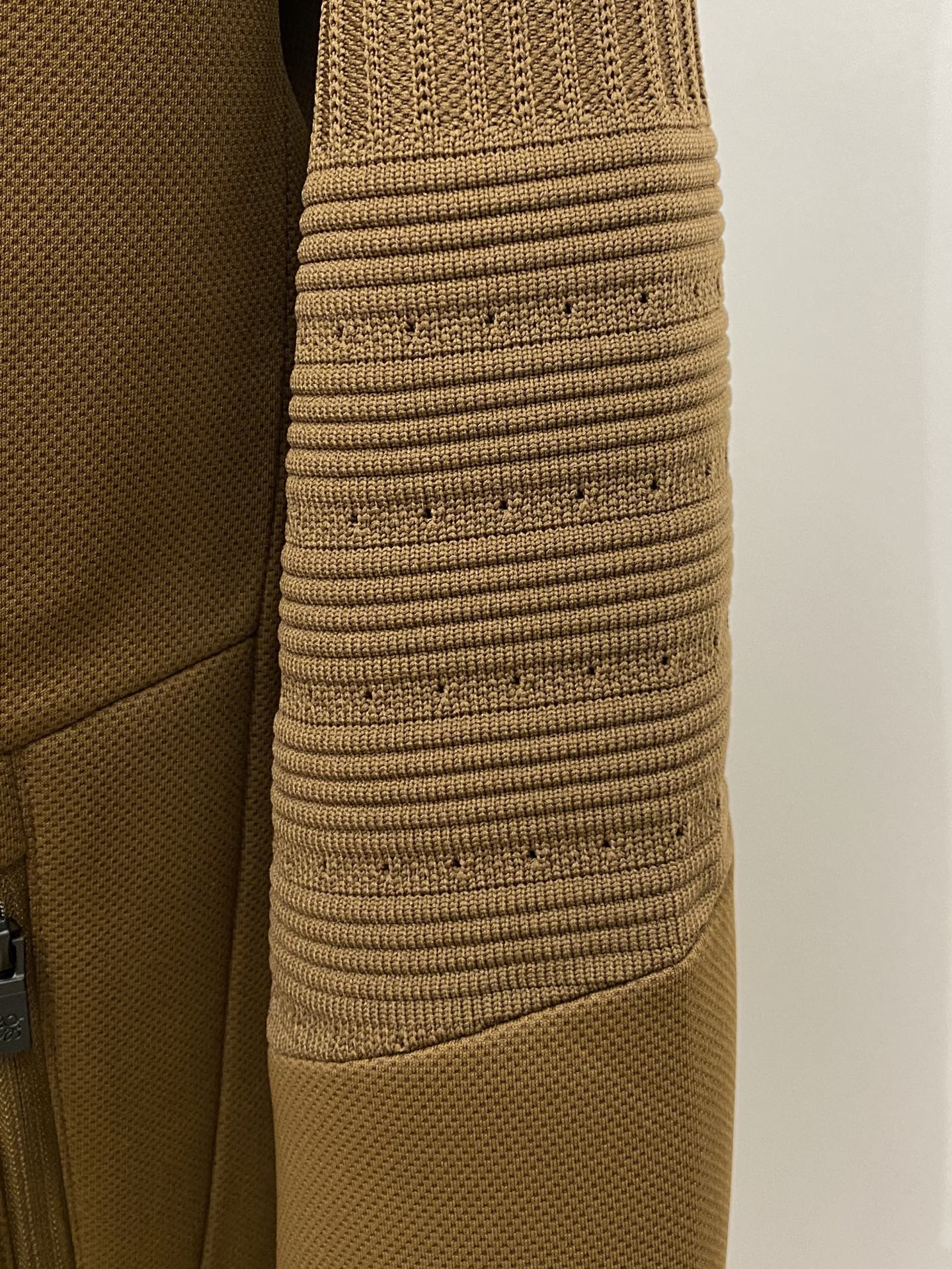 罗意威、 2025新品夹克外套，时尚帅气，简约百搭款，衣下顶级印胶图案logo，定制原版面料，不仅挺括，