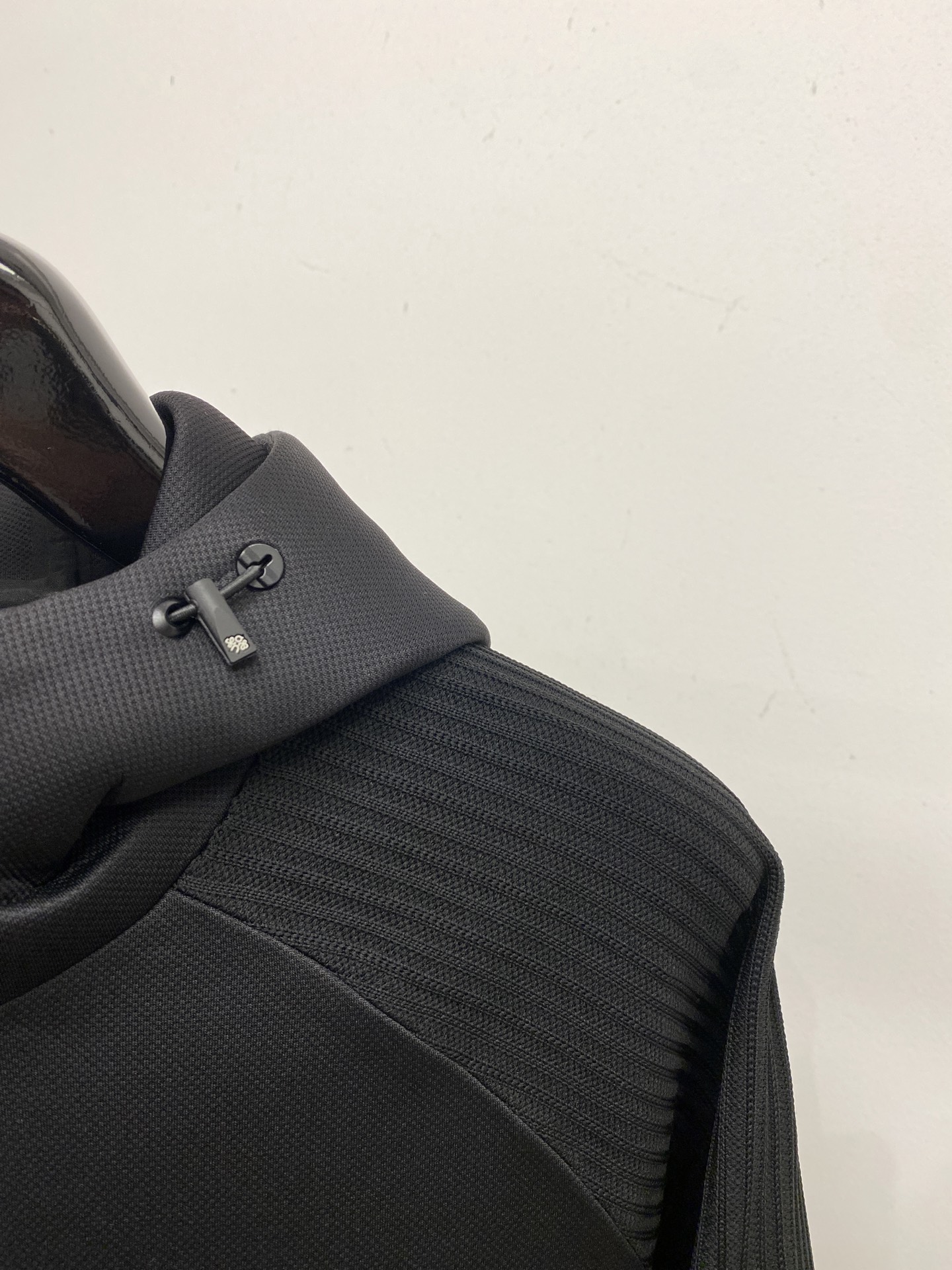 罗意威、 2025新品夹克外套，时尚帅气，简约百搭款，衣下顶级印胶图案logo，定制原版面料，不仅挺括，