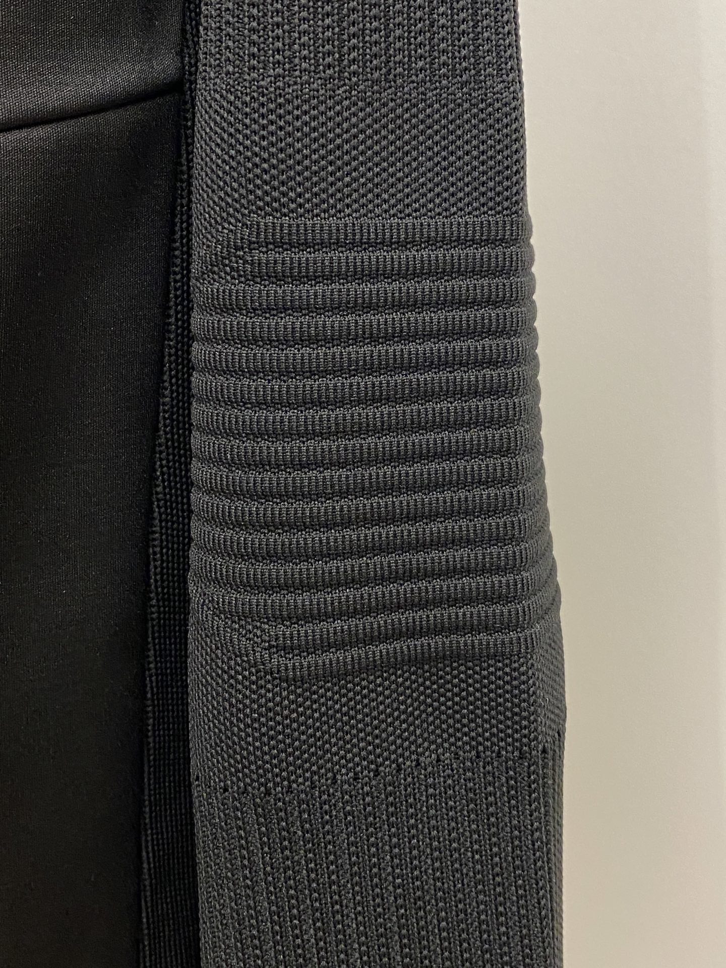 罗意威、 2025新品夹克外套，时尚帅气，简约百搭款，胸口顶级印胶字母logo，定制原版面料，不仅挺括，