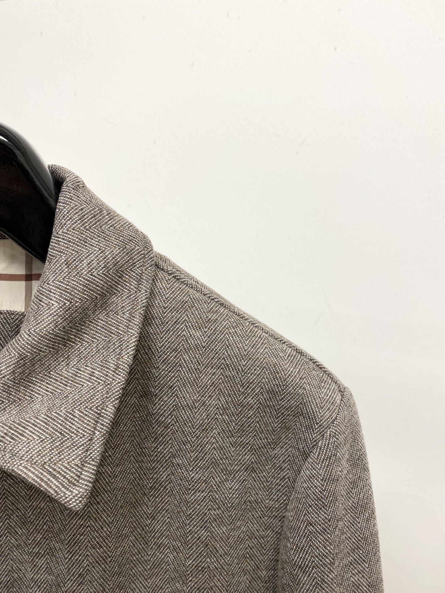 lp🆕、 2025新品夹克外套，时尚帅气，简约百搭款，原版五金辅料logo，定制原版面料，不仅挺括，保持