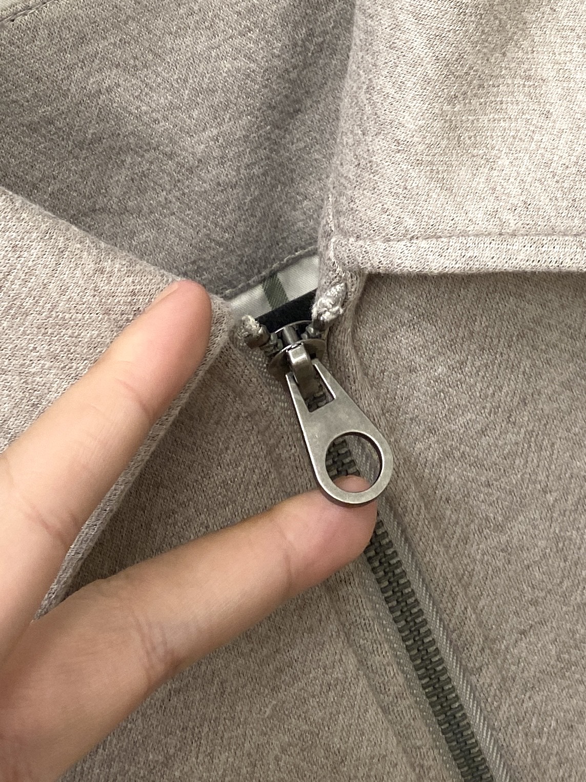 lp🆕、 2025新品夹克外套，时尚帅气，简约百搭款，原版五金辅料logo，定制原版面料，不仅挺括，保持