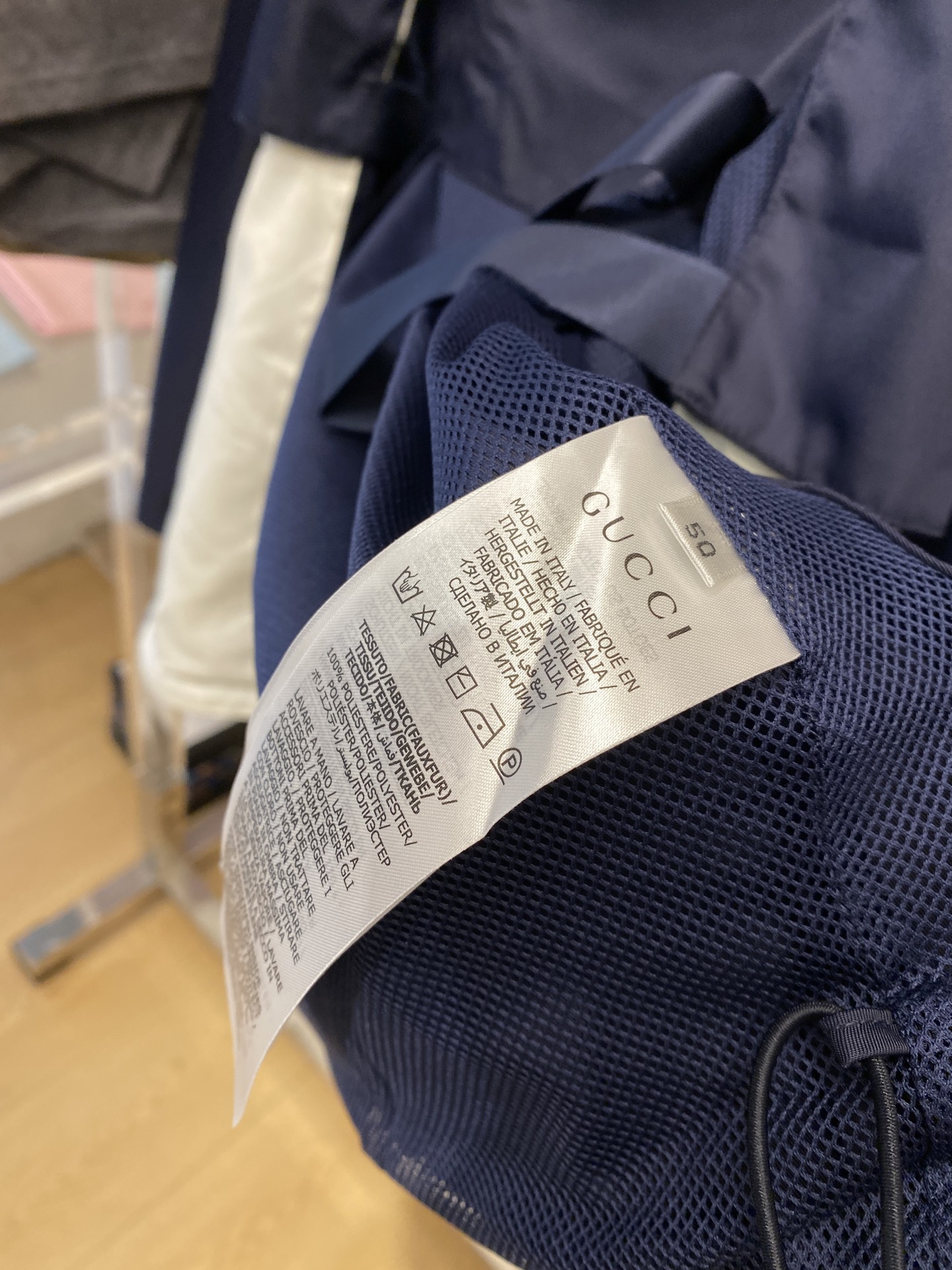 ￼ 古奇、 2025新品假两件夹克外套，时尚帅气，简约百搭款，胸前刺绣装饰字母logo，定制原版面料，不