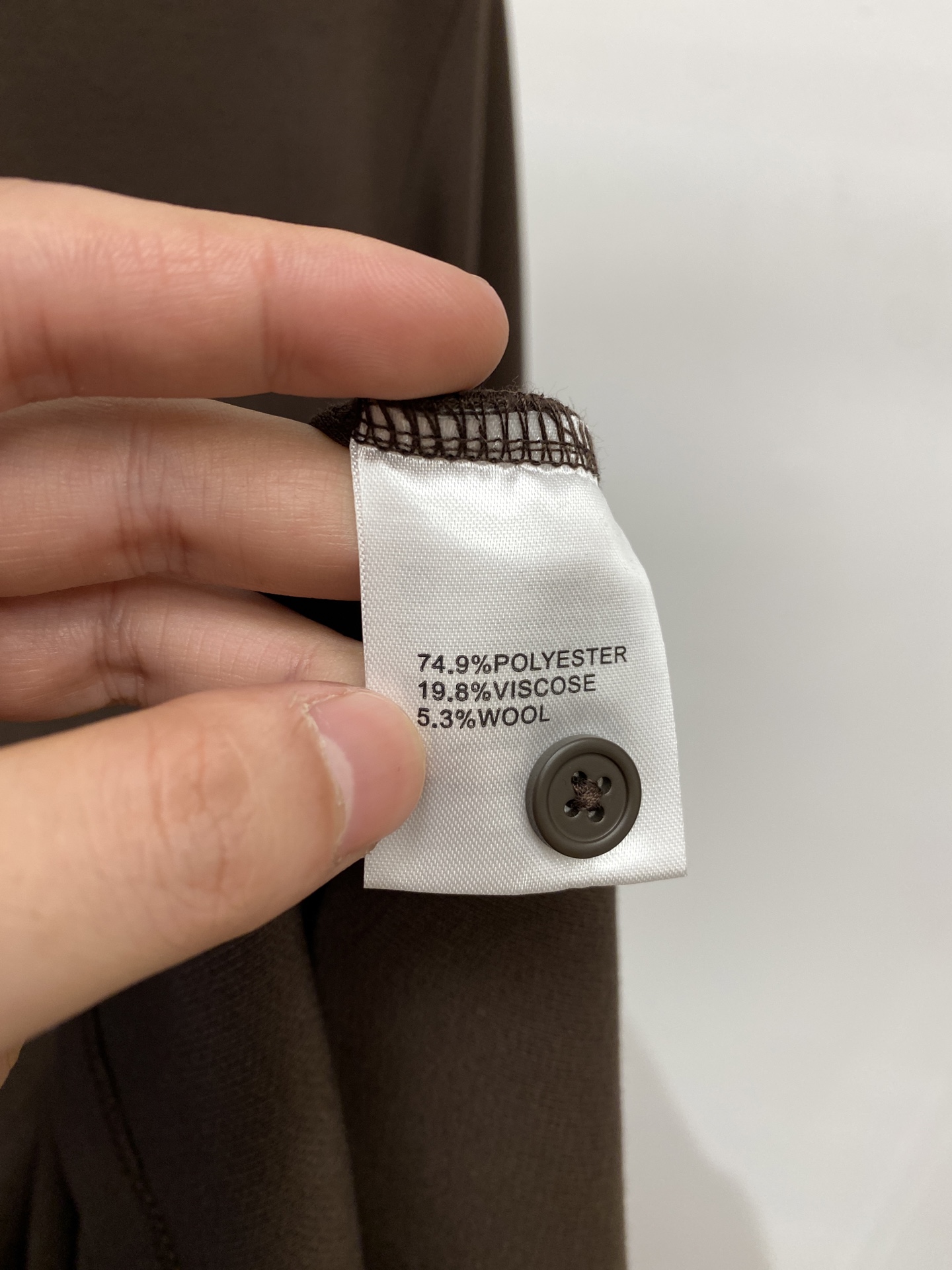 杰尼亚、2025新品长袖卫衣，帅气时尚，简约百搭款。面料棉 不仅挺括，保持潮流的廓形，又穿着舒适，纱织更