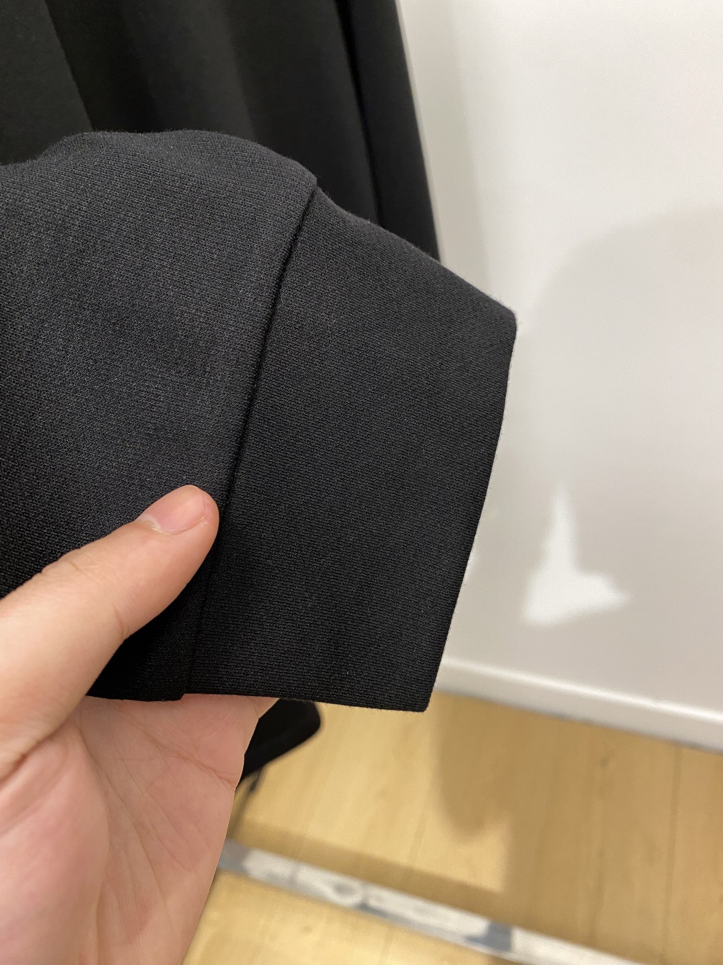 lp🆕、2025新品长袖卫衣，帅气时尚，胸前顶级印胶图案字母logo，简约百搭款。面料棉 不仅挺括，保持