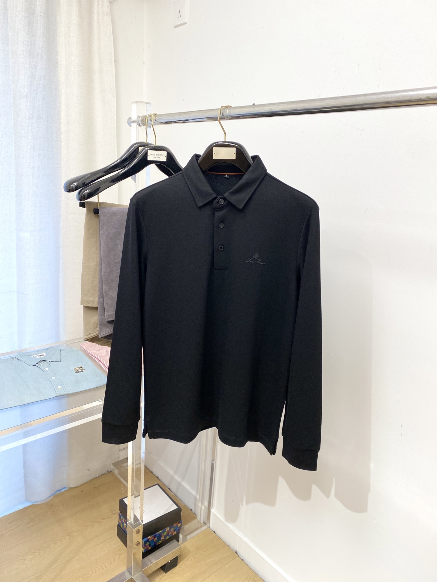 lp🆕、2025新品长袖卫衣，帅气时尚，胸前顶级印胶图案字母logo，简约百搭款。面料棉 不仅挺括，保持