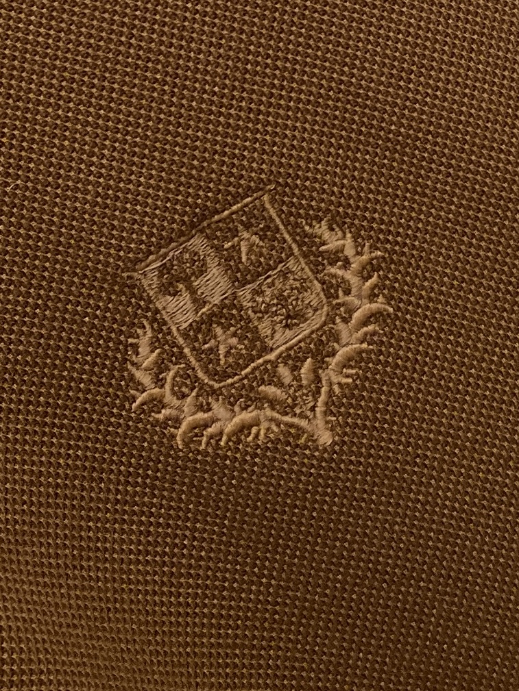 lp🆕、2025新品长袖卫衣，帅气时尚，胸前精致刺绣图案字母logo，简约百搭款。面料棉 不仅挺括，保持