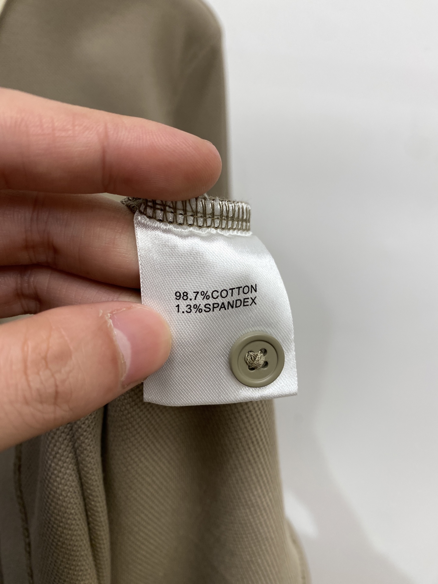 lp🆕、2025新品长袖卫衣，帅气时尚，胸前精致刺绣图案字母logo，简约百搭款。面料棉 不仅挺括，保持