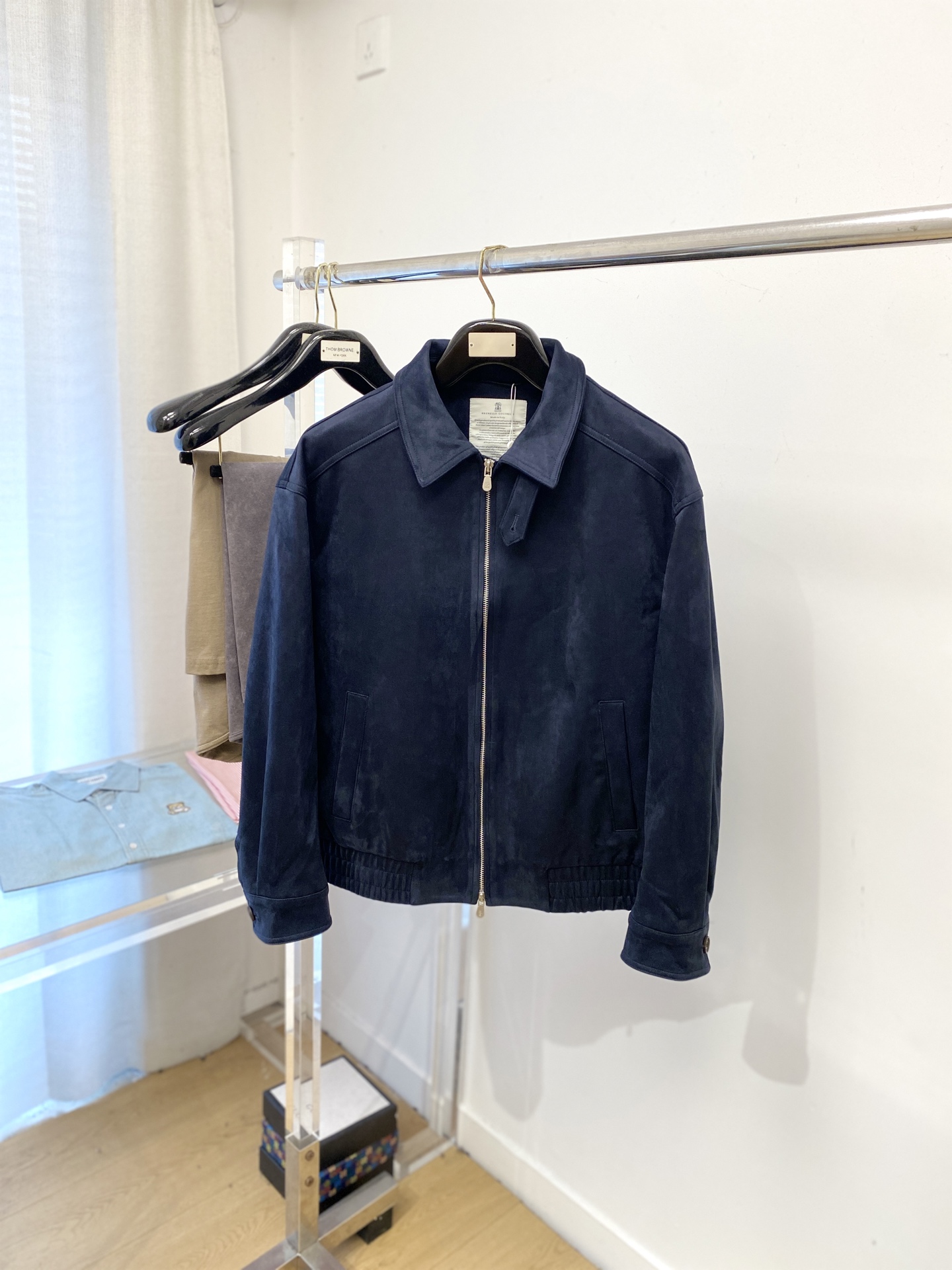 NO:601107,Brunello Cucinelli, 2025 new jacket, fashionable and handsome, simple and versatile, original hardware logo, customized original fabric, not only crisp, maintaining the trendy silhouette, but also comfortable to wear, the yarn is more delicate, size M-3XL,, brunello cucinelli, jackets & coats, jackets & coats, alexander wang19860909Brunello Cucinelli、2025新品夹克外套,时尚帅气,简约百搭款,原版五金辅料logo,定制原版面料,不仅挺括,保持潮流的廓形,又穿着舒适,纱织更细腻,码数M-3XL,,brunello cucinelli,jackets & coats,jackets & coats,alexander wang,Men's clothing