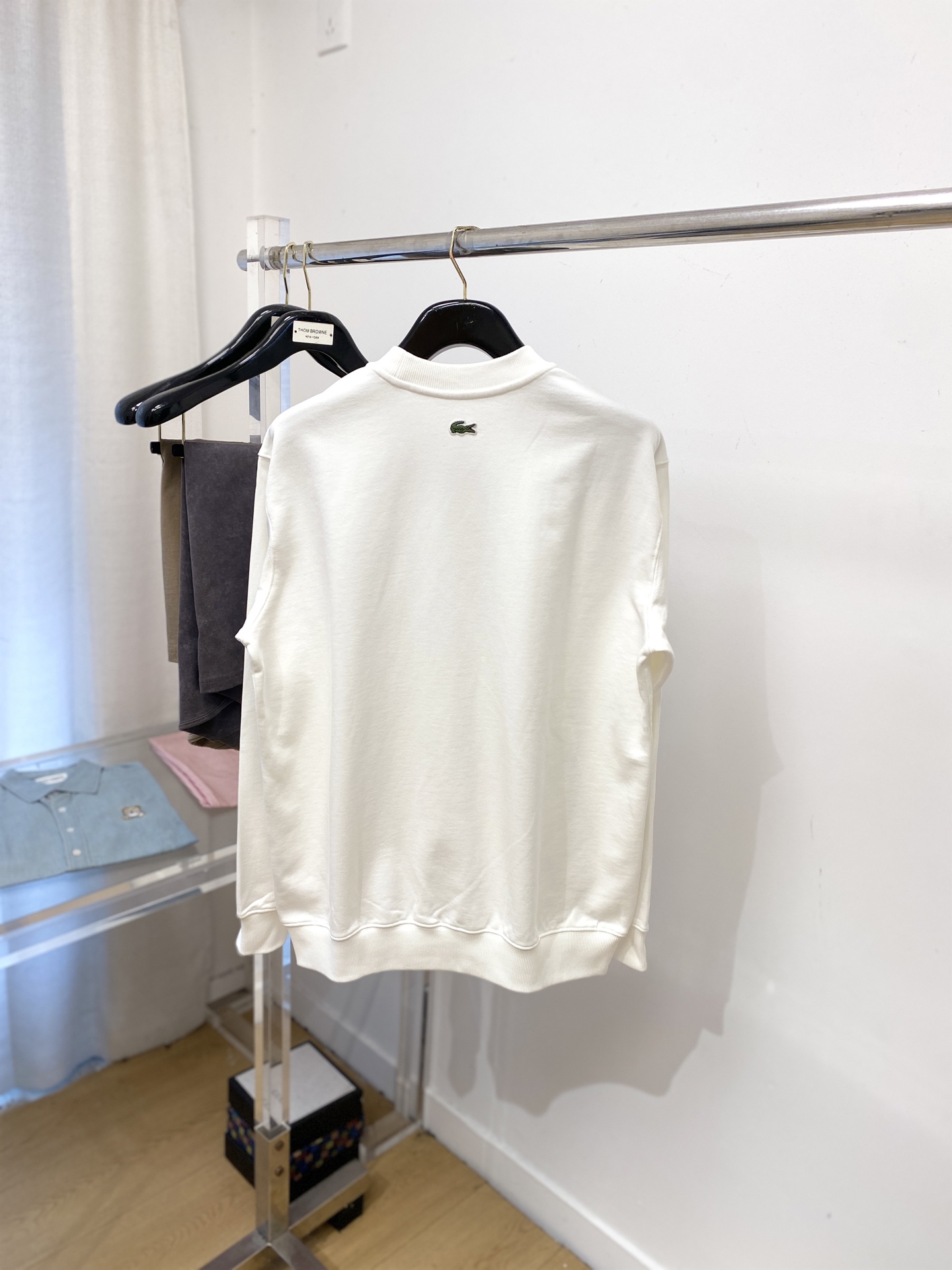 LACOSTE 时尚潮牌、2025新品卫衣，帅气时尚，胸前精致刺绣图案logo，简约百搭款。面料棉 不仅