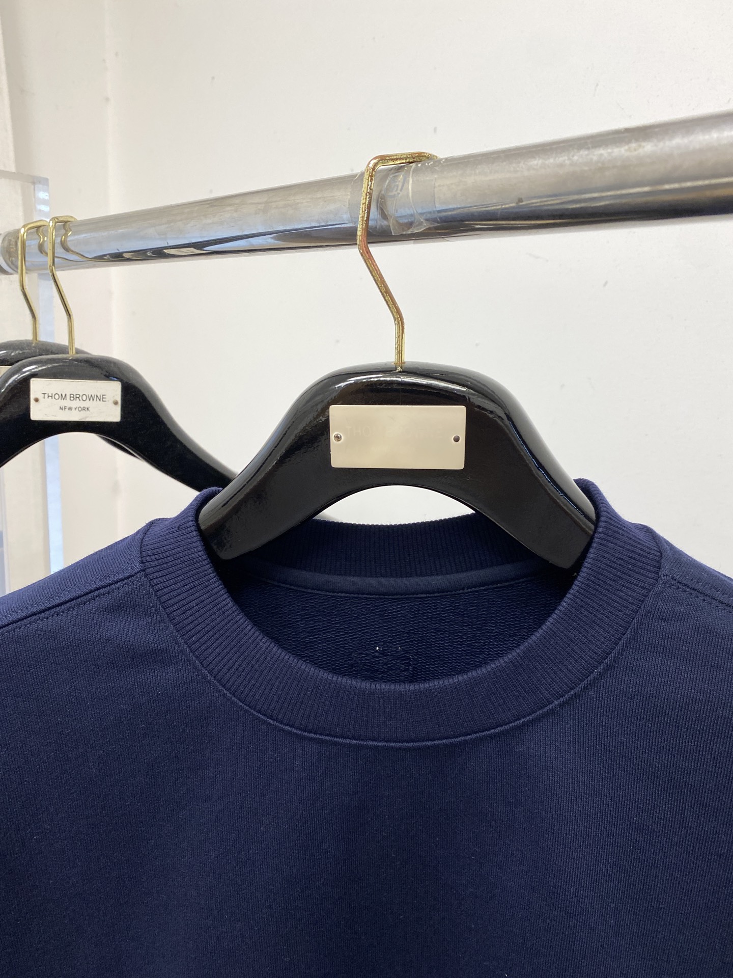 LACOSTE 时尚潮牌、2025新品卫衣，帅气时尚，胸前精致刺绣图案logo，简约百搭款。面料棉 不仅