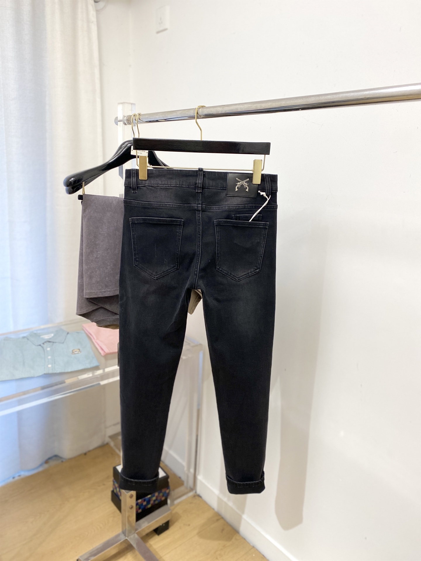 支持年后退换！ PP、 2025最新品，专柜同步有售，原单狠货，水洗休闲牛仔裤，进口原版水洗弹力面料，舒