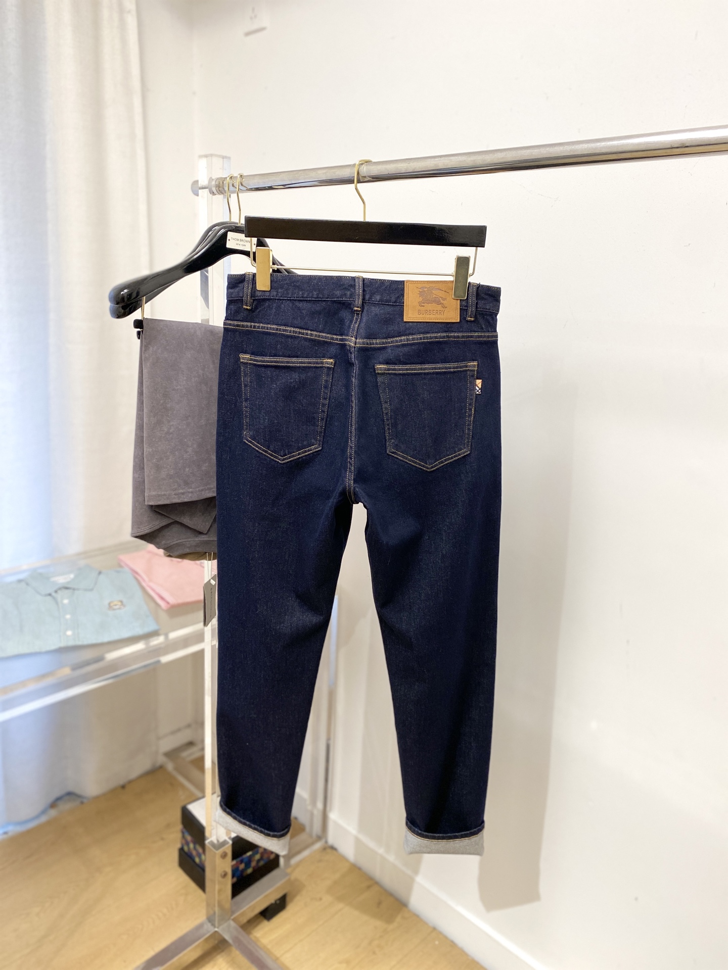 巴宝莉、 2025最新品，专柜同步有售，原单狠货，水洗休闲牛仔裤，进口原版水洗弹力面料，舒适有弹性，原版