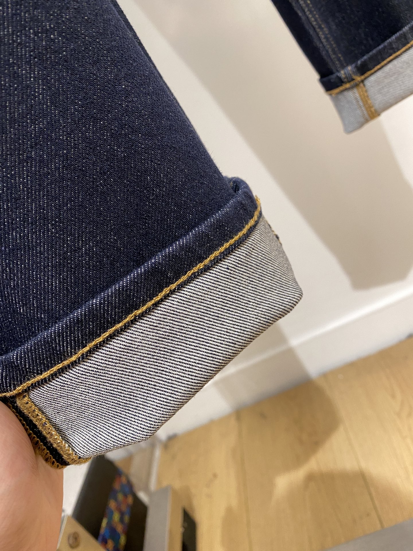 巴宝莉、 2025最新品，专柜同步有售，原单狠货，水洗休闲牛仔裤，进口原版水洗弹力面料，舒适有弹性，原版