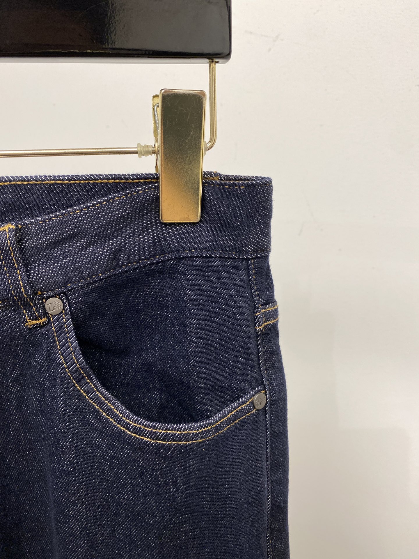 杰尼亚、 2025最新品，专柜同步有售，原单狠货，水洗休闲牛仔裤，进口原版水洗弹力面料，舒适有弹性，原版