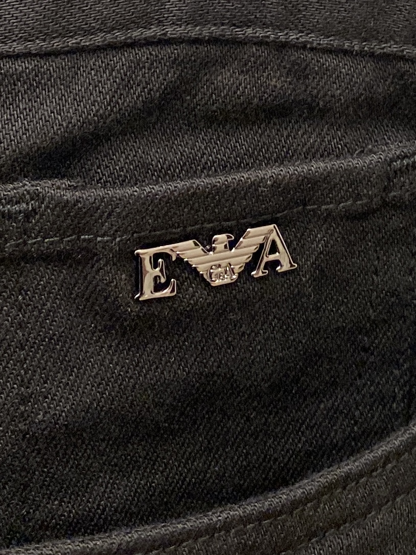 阿玛尼、 2025最新品，专柜同步有售，原单狠货，水洗休闲牛仔裤，进口原版水洗弹力面料，舒适有弹性，原版